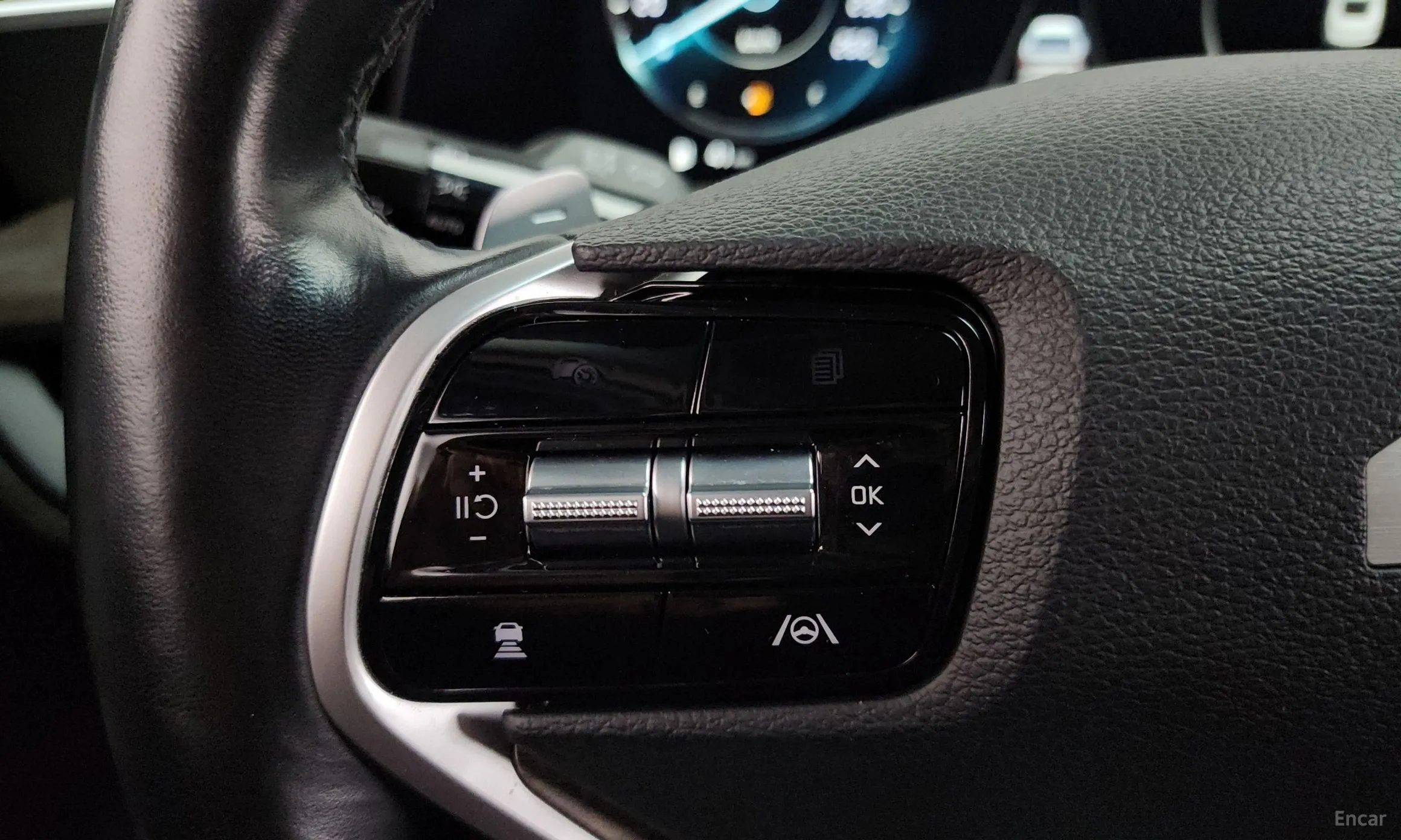 Kia K8 Hybrid превью 17