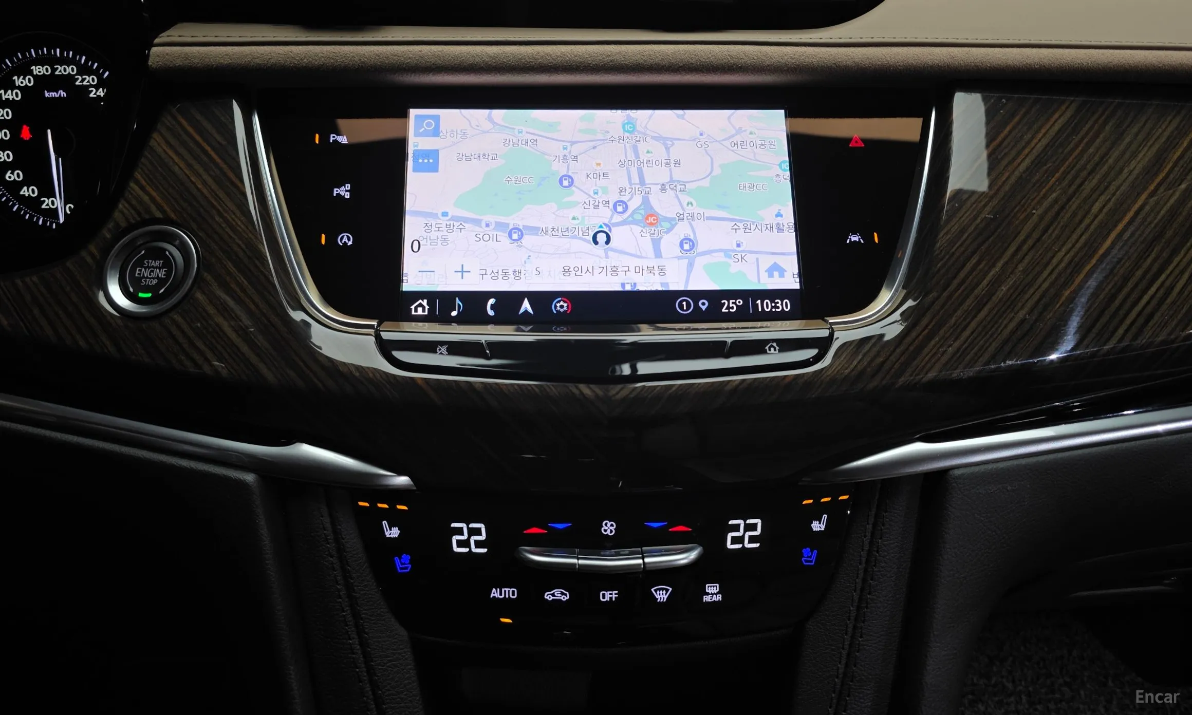 Cadillac XT6 превью 13