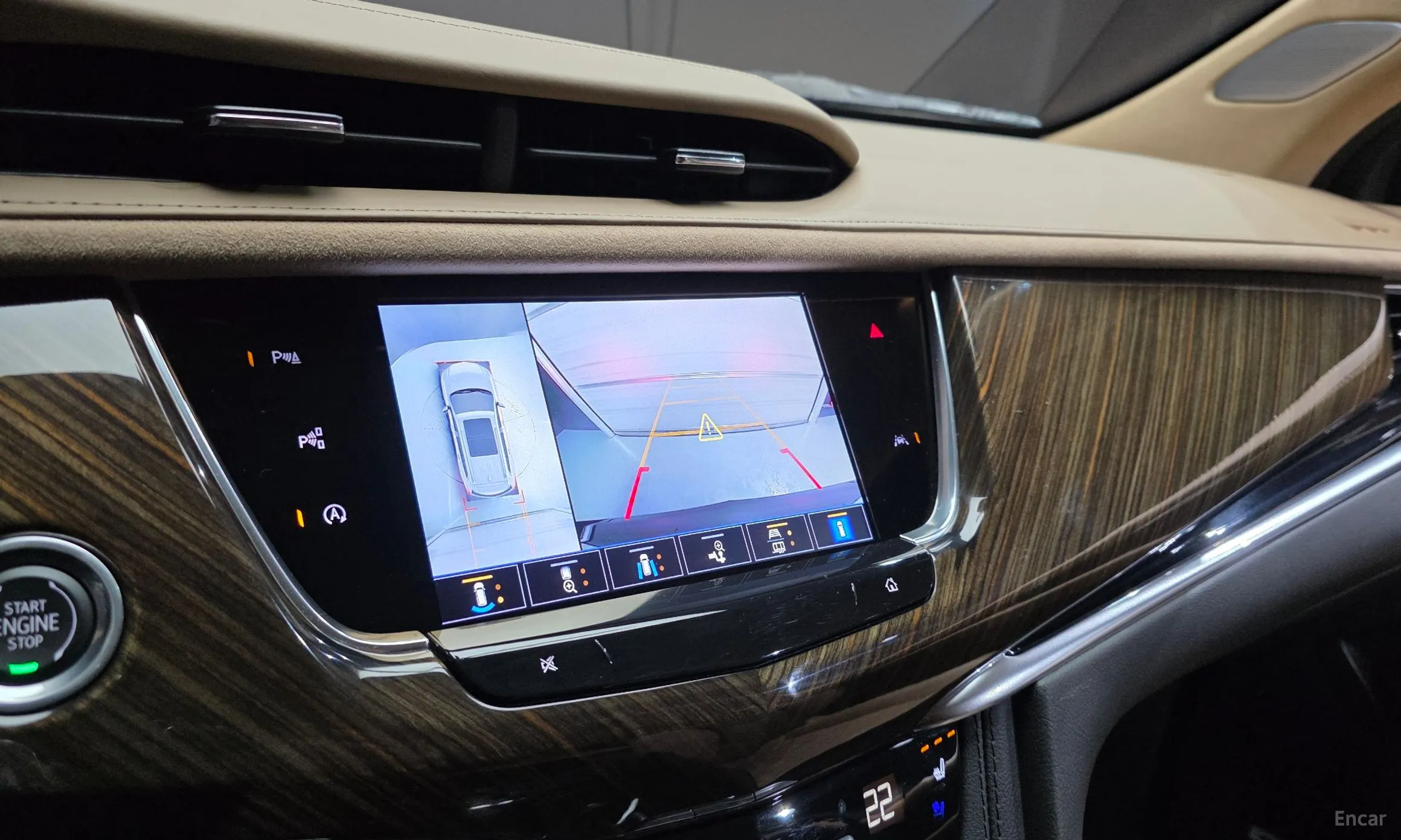 Cadillac XT6 превью 15