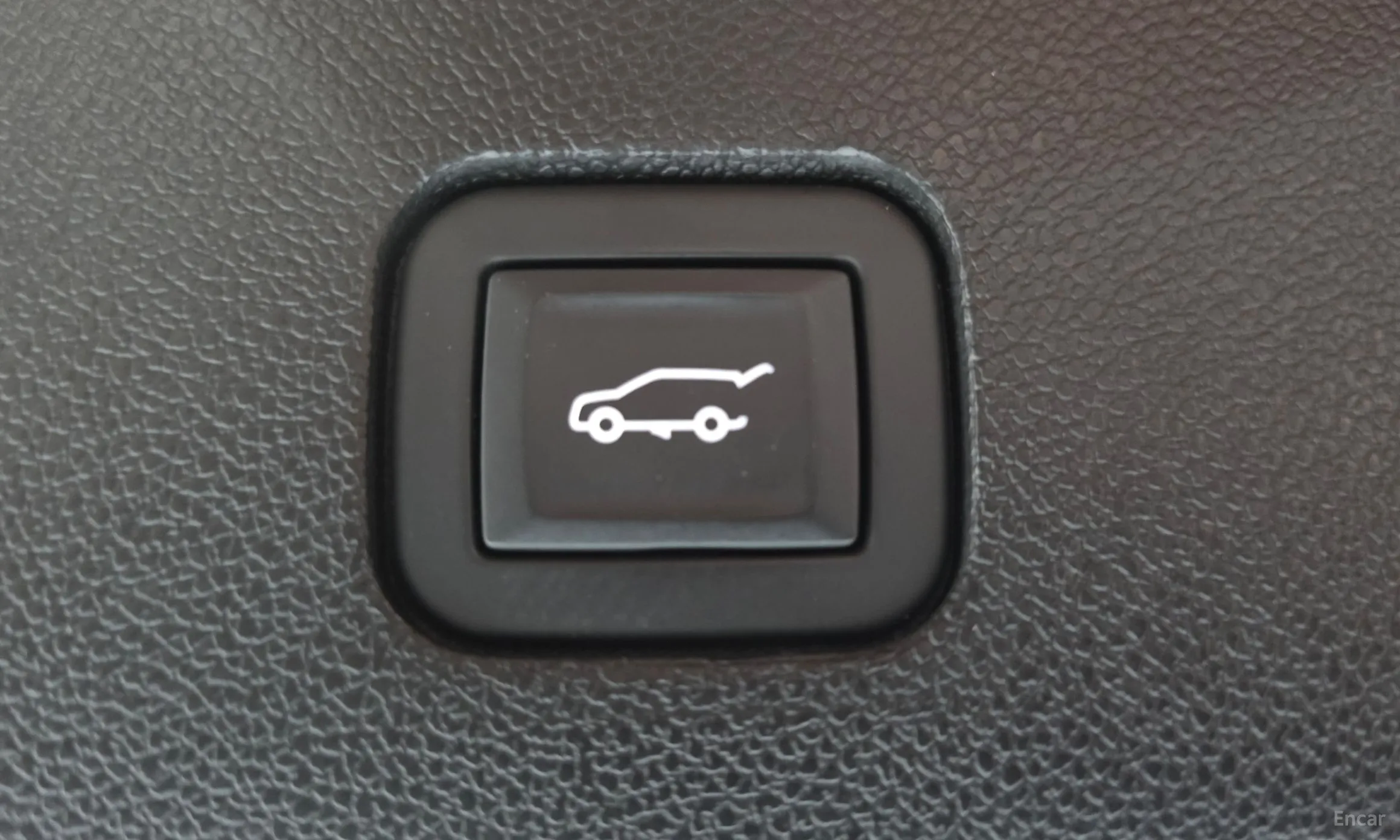 Cadillac XT6 превью 16