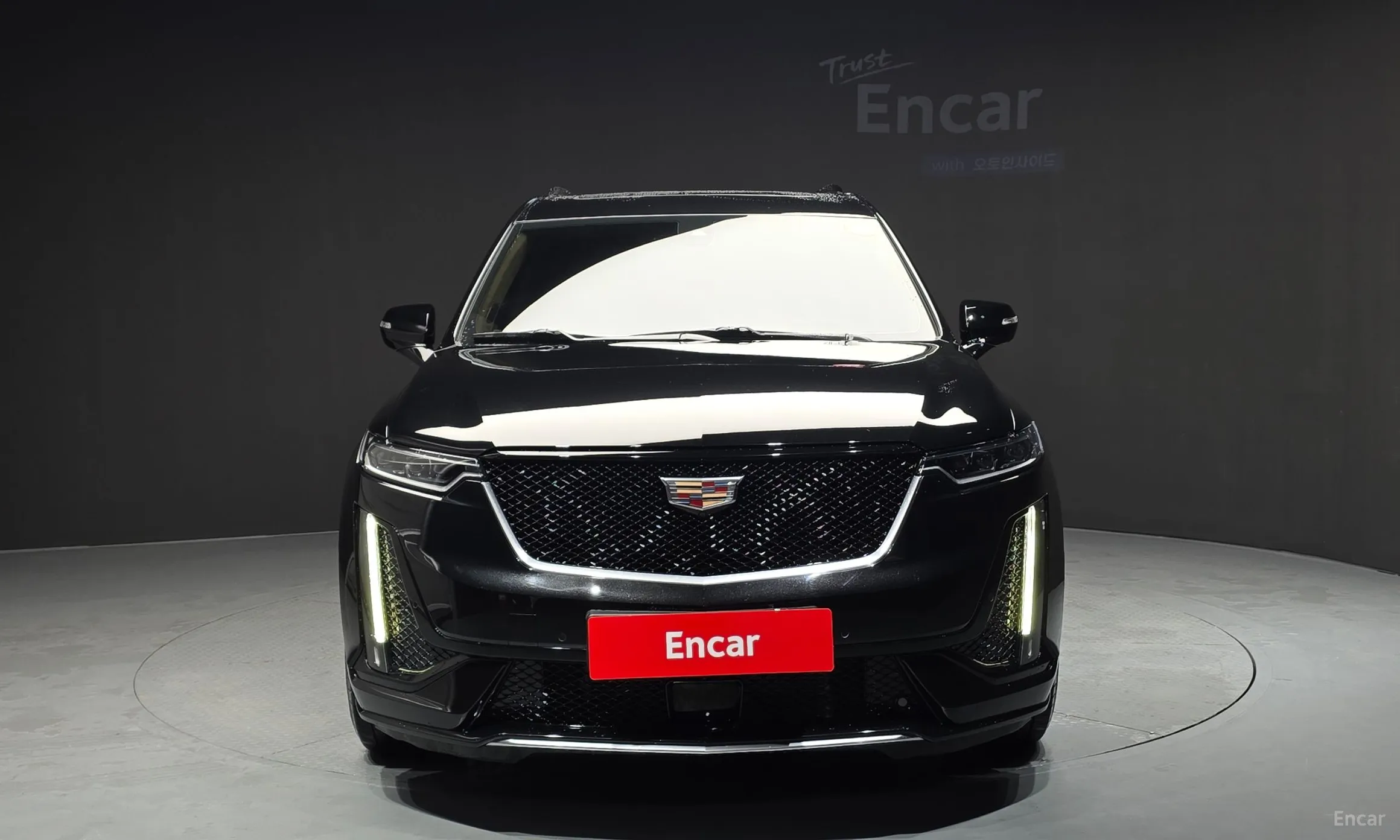 Cadillac XT6 превью 3