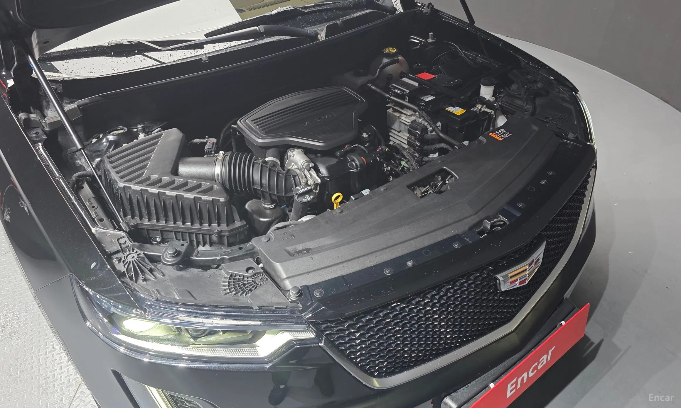 Cadillac XT6 превью 6