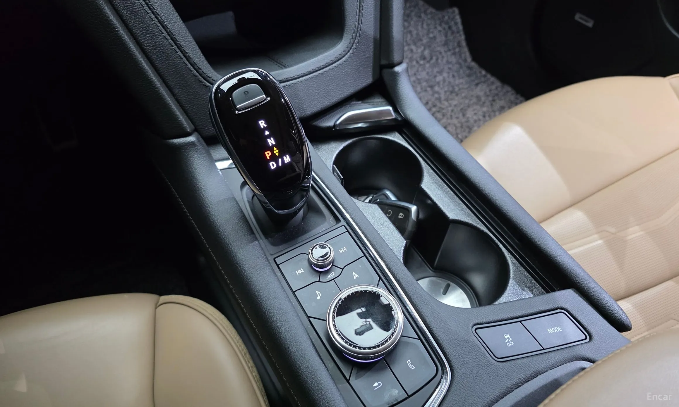 Cadillac XT6 превью 9