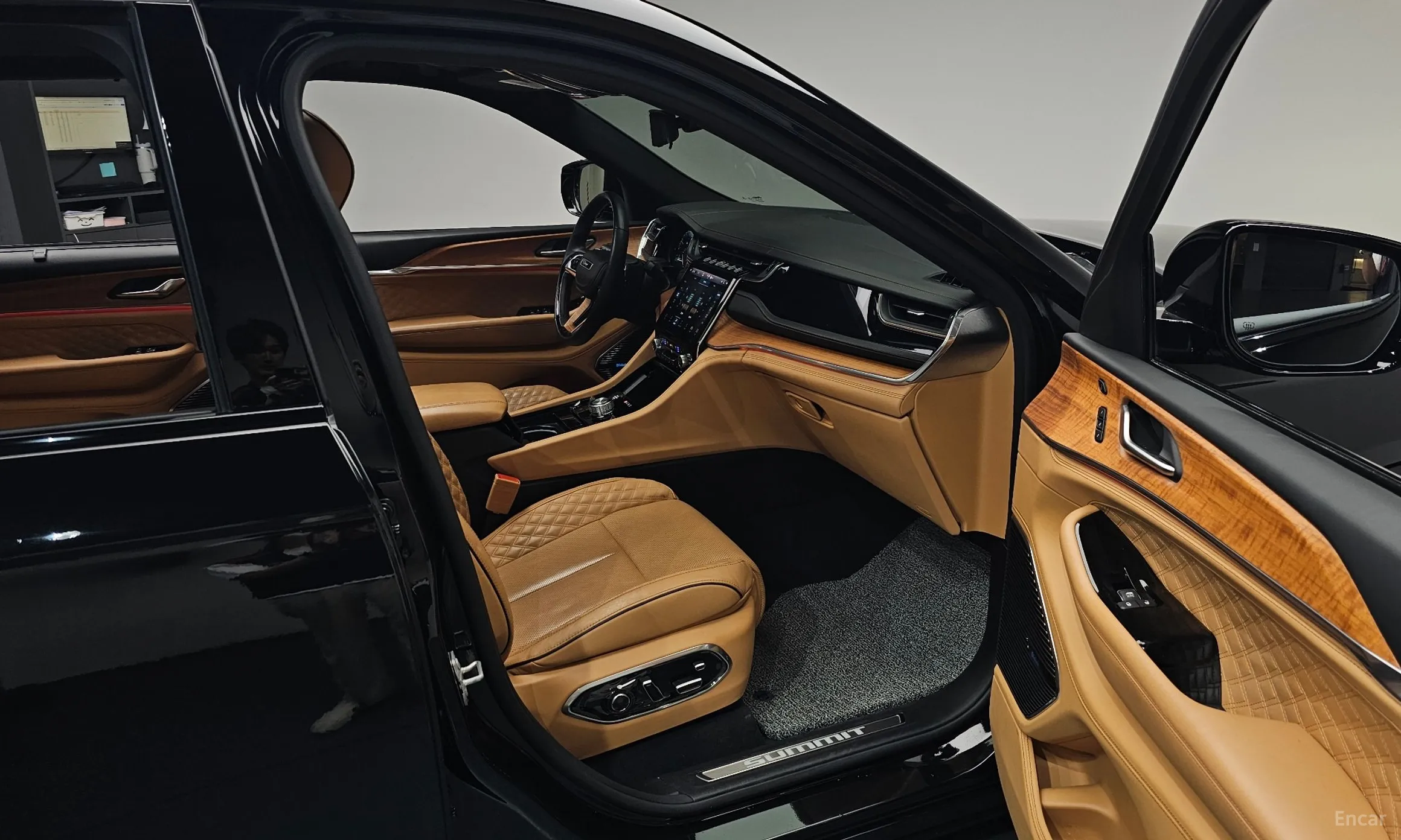 Jeep Grand Cherokee (WL) превью 11