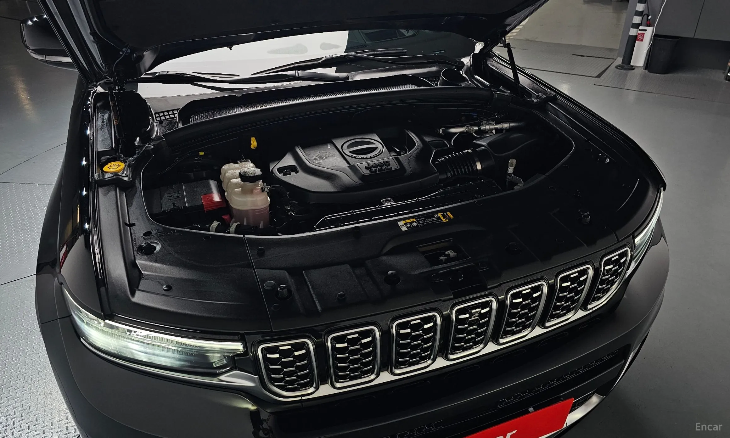 Jeep Grand Cherokee (WL) превью 6