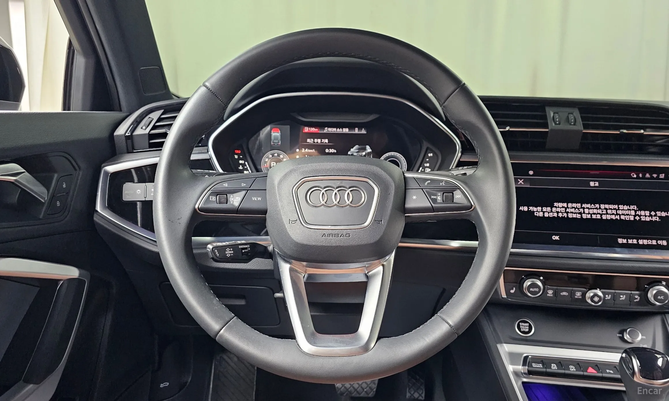 Audi Q3 (F3) превью 14