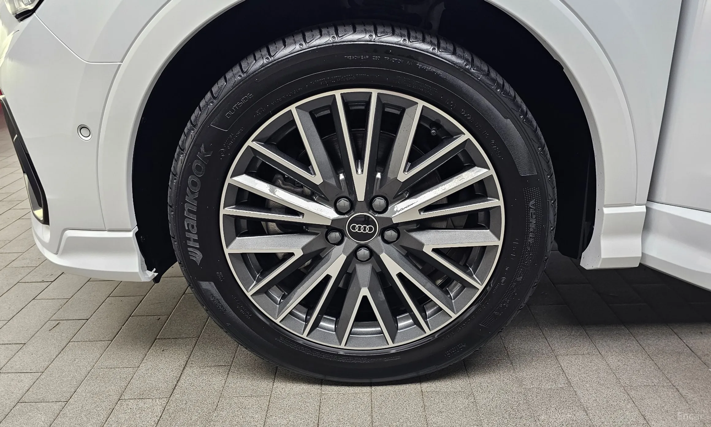 Audi Q3 (F3) превью 5