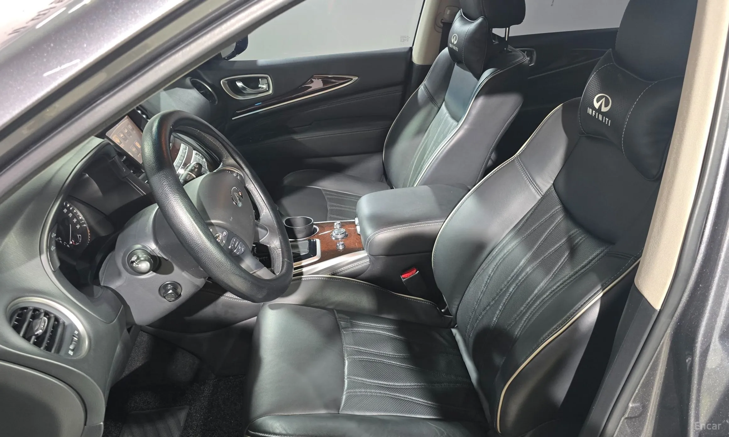 Infiniti QX60 превью 13