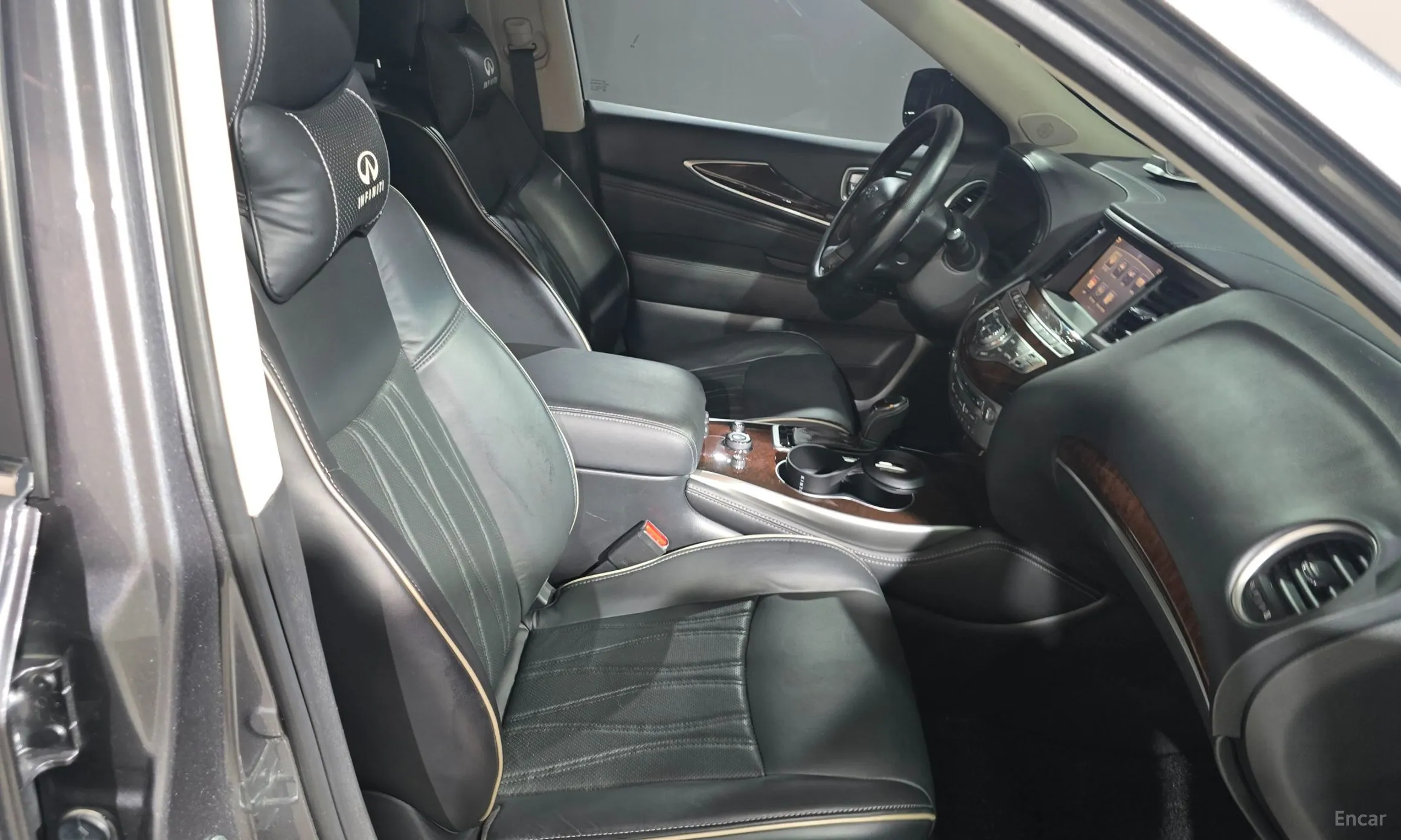 Infiniti QX60 превью 15