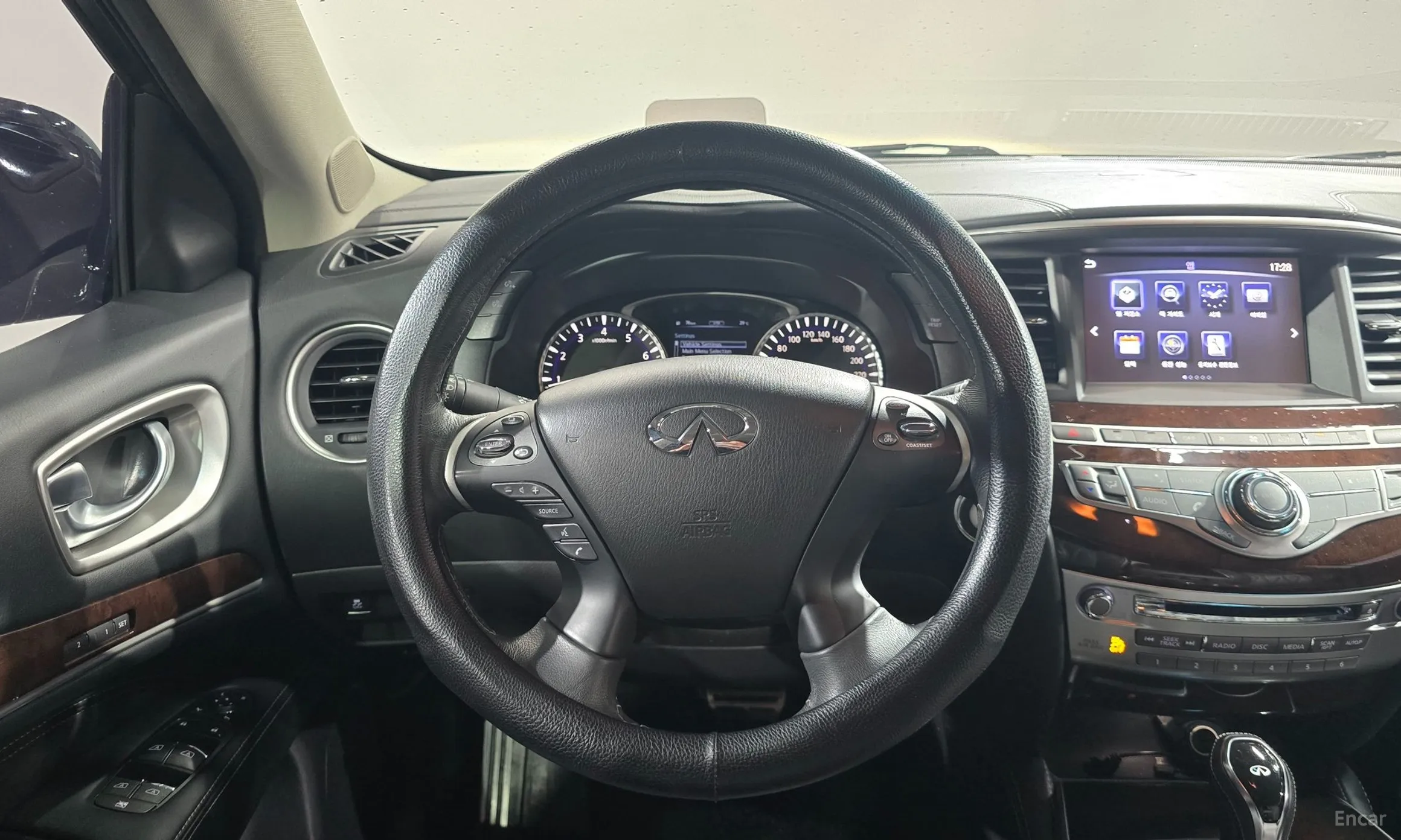 Infiniti QX60 превью 16