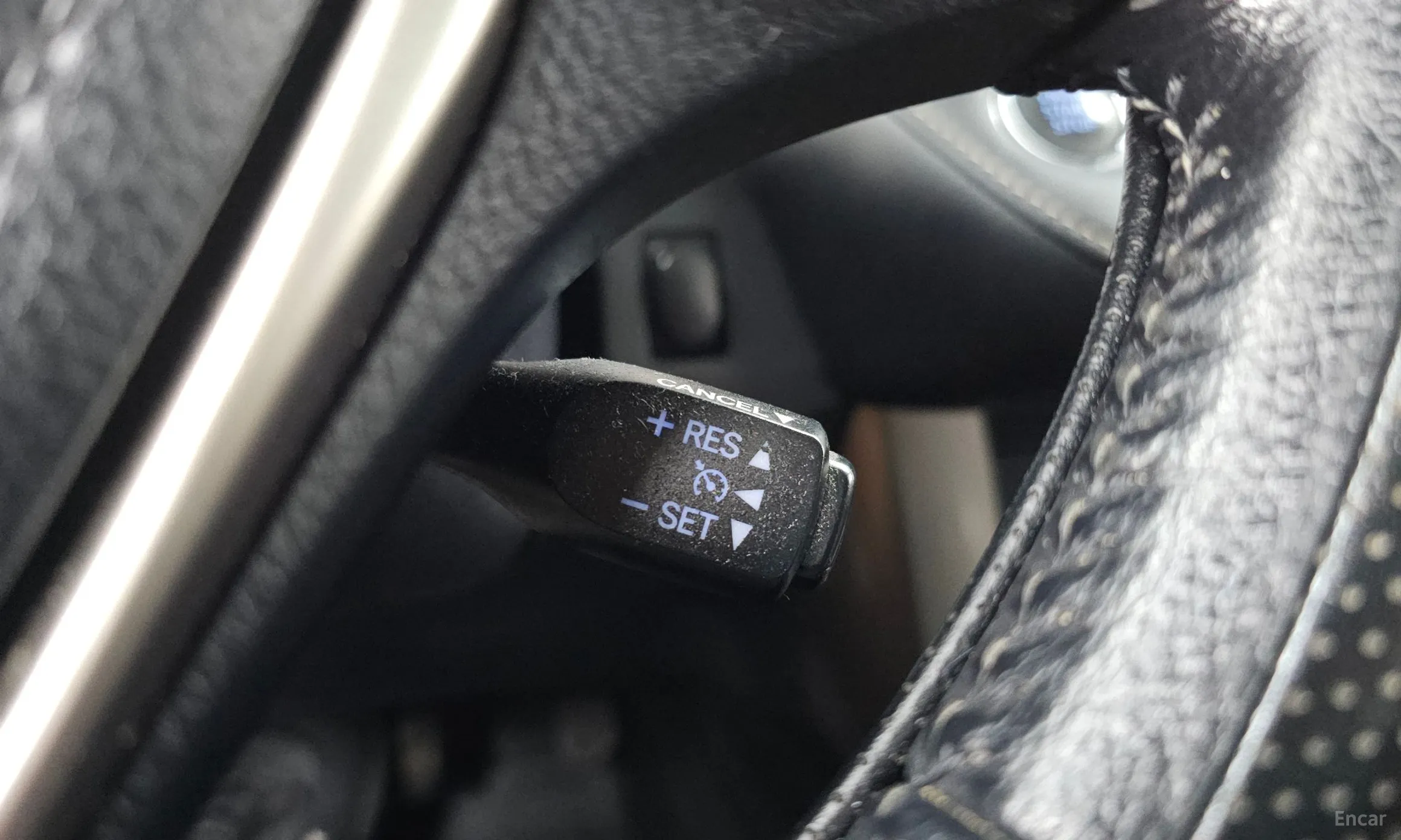 Toyota RAV4 превью 19