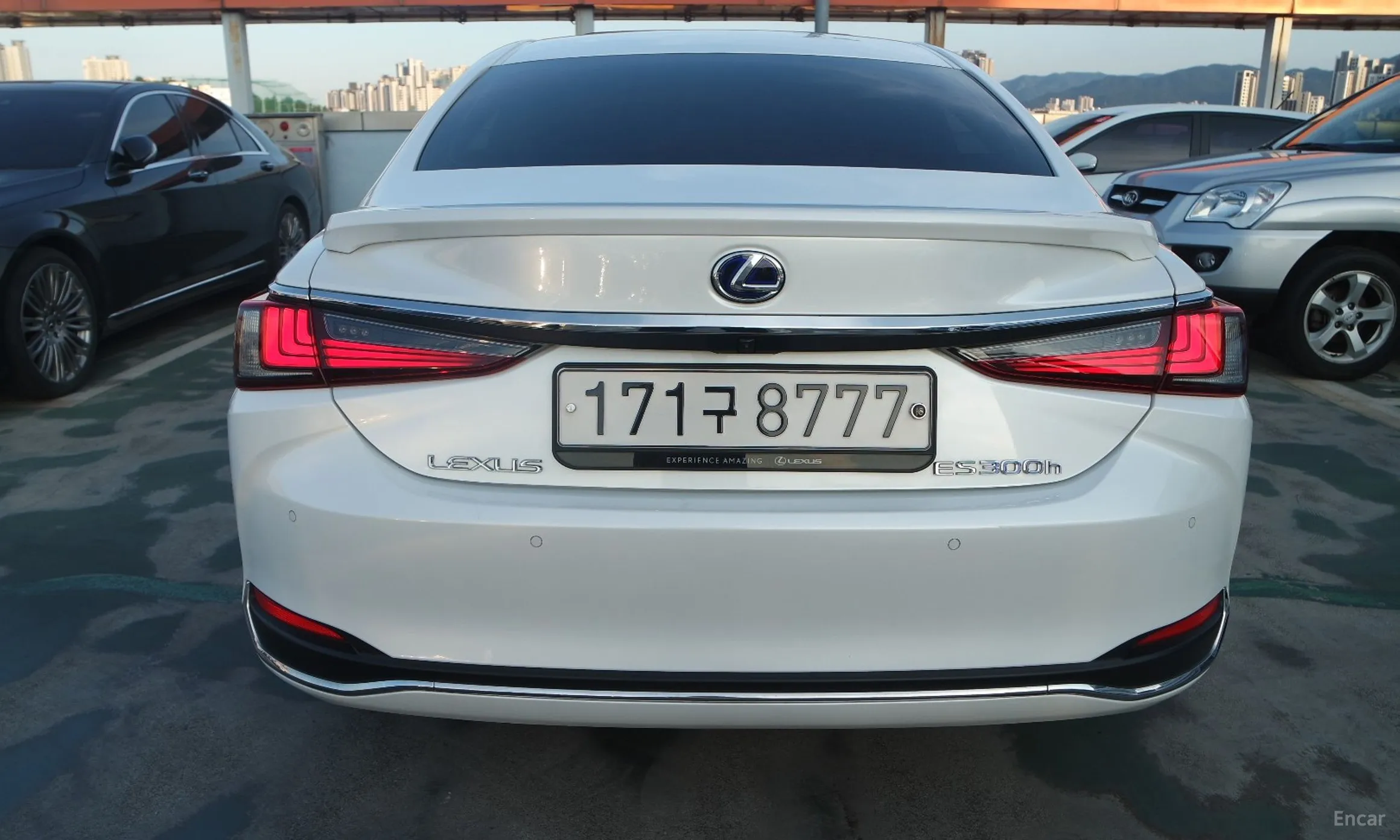 Lexus ES300h 7th Generation превью 4