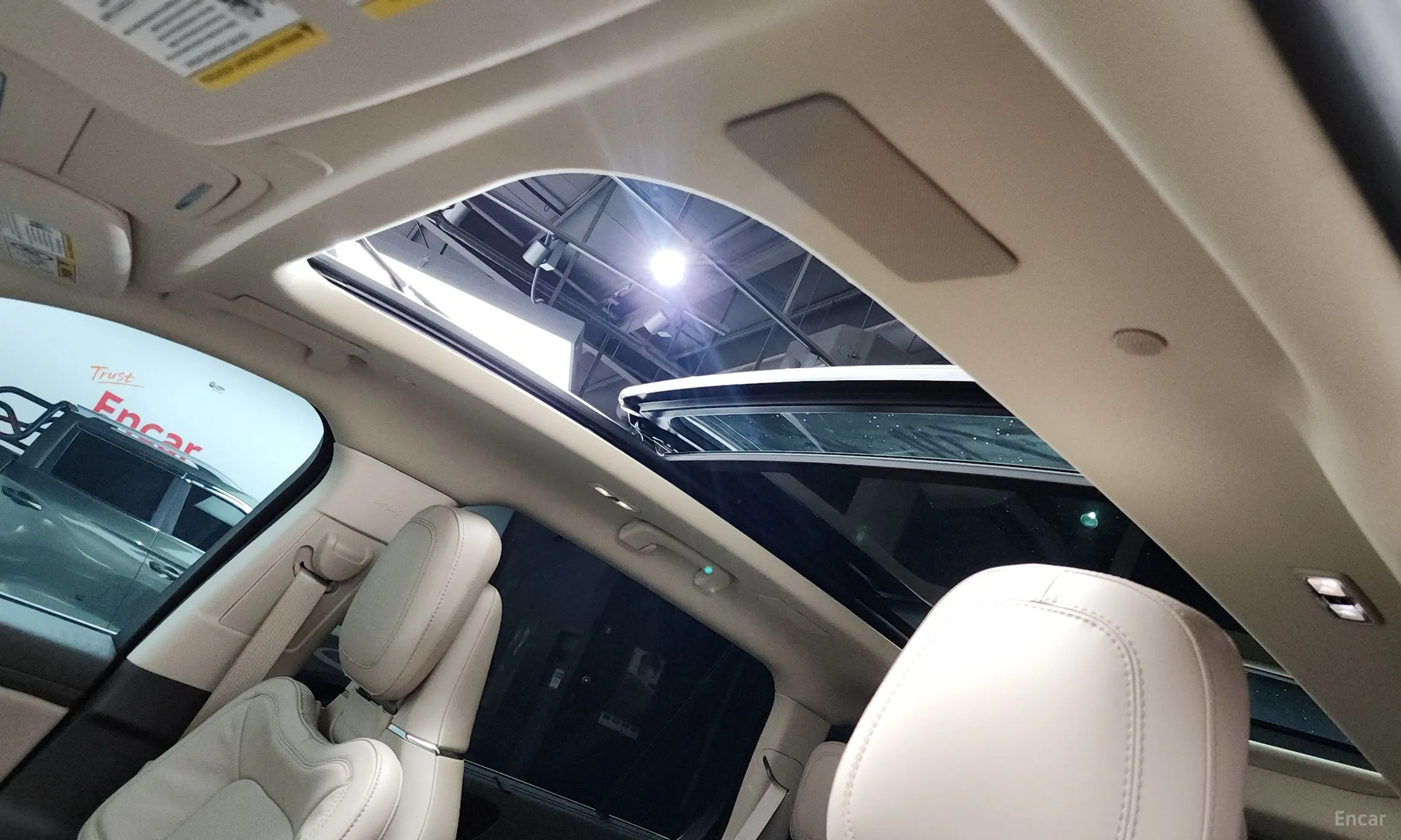 Lincoln Aviator 2nd Generation превью 16