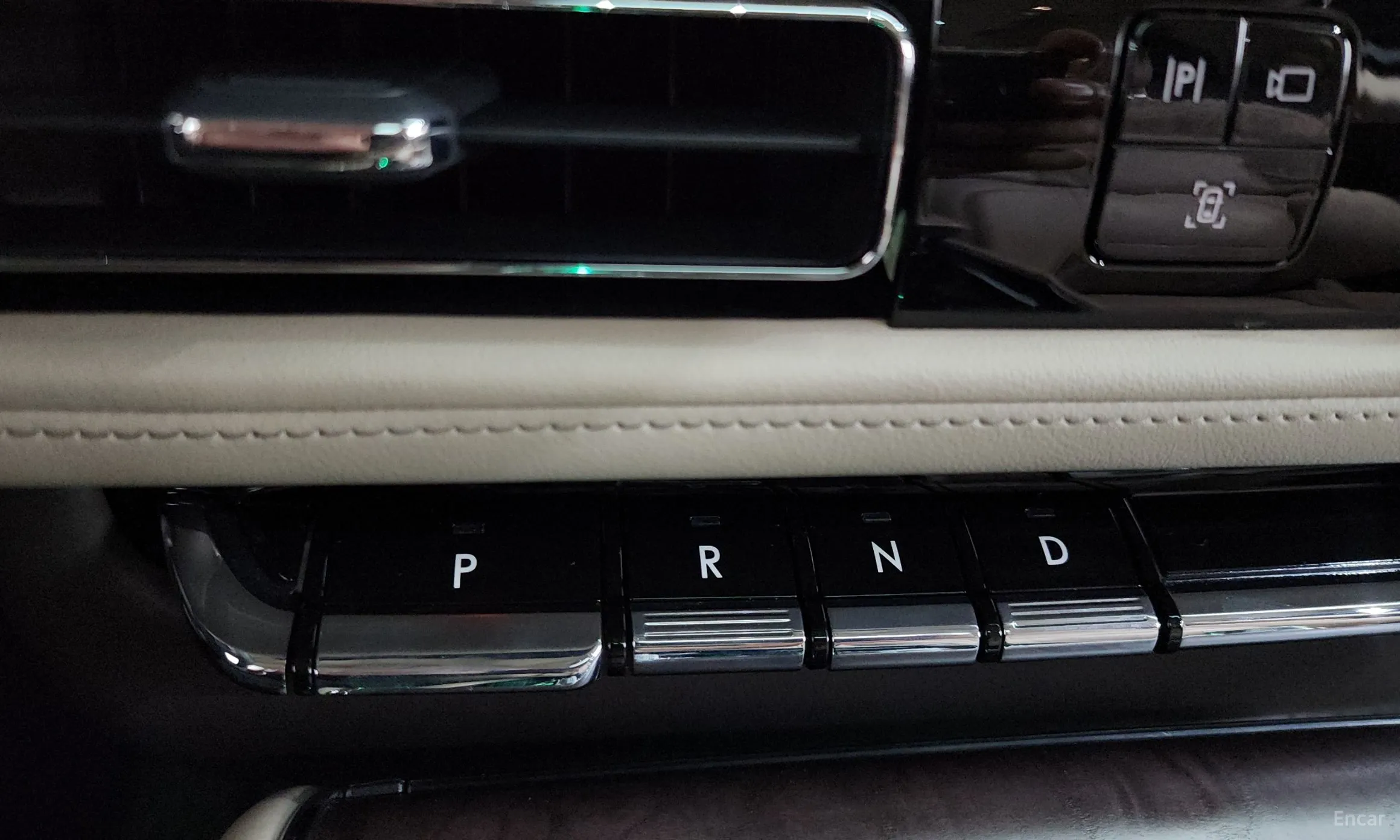 Lincoln Aviator 2nd Generation превью 9