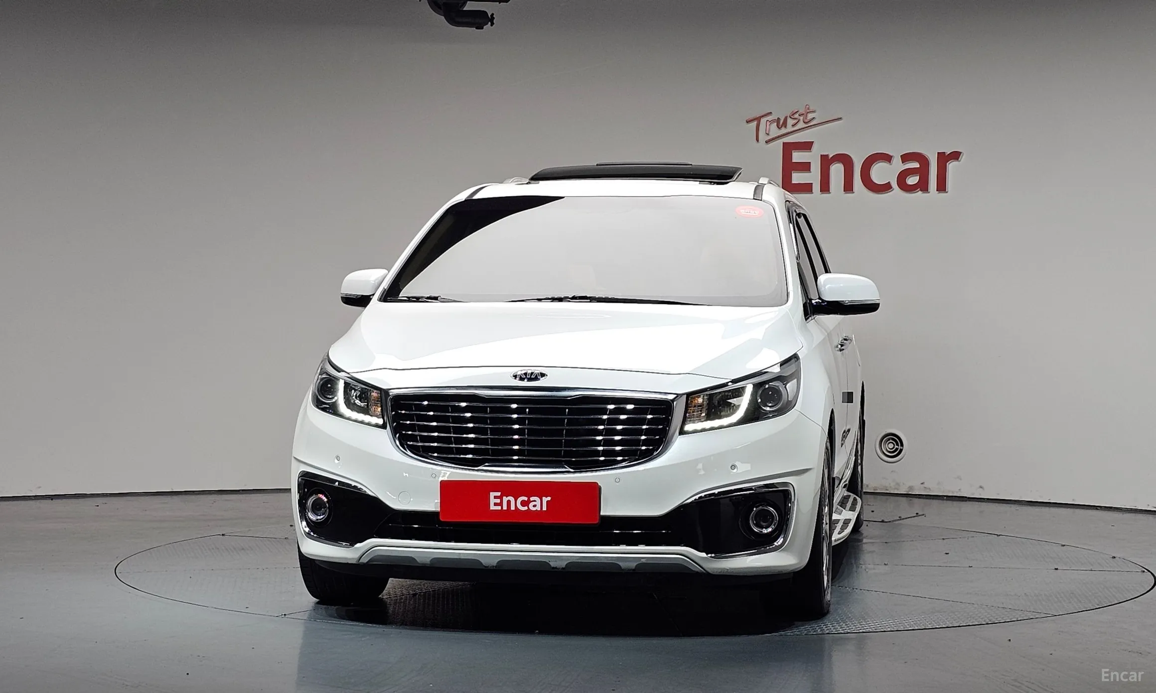 Kia Carnival превью 3