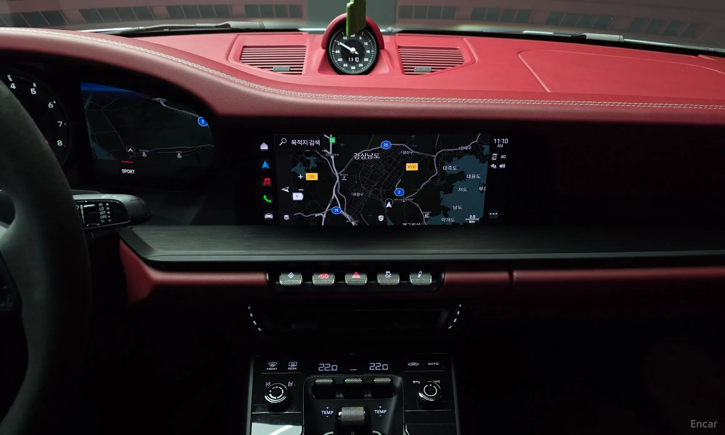 Porsche 911 (992) превью 14
