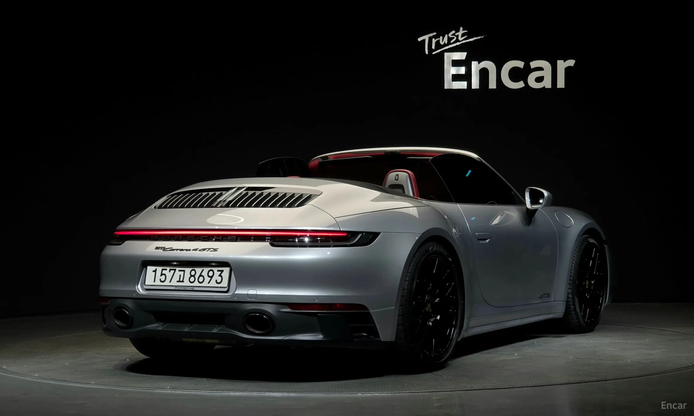 Porsche 911 (992)