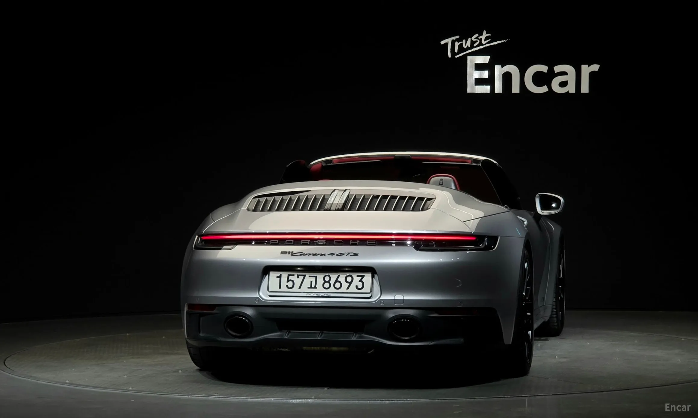 Porsche 911 (992) превью 4