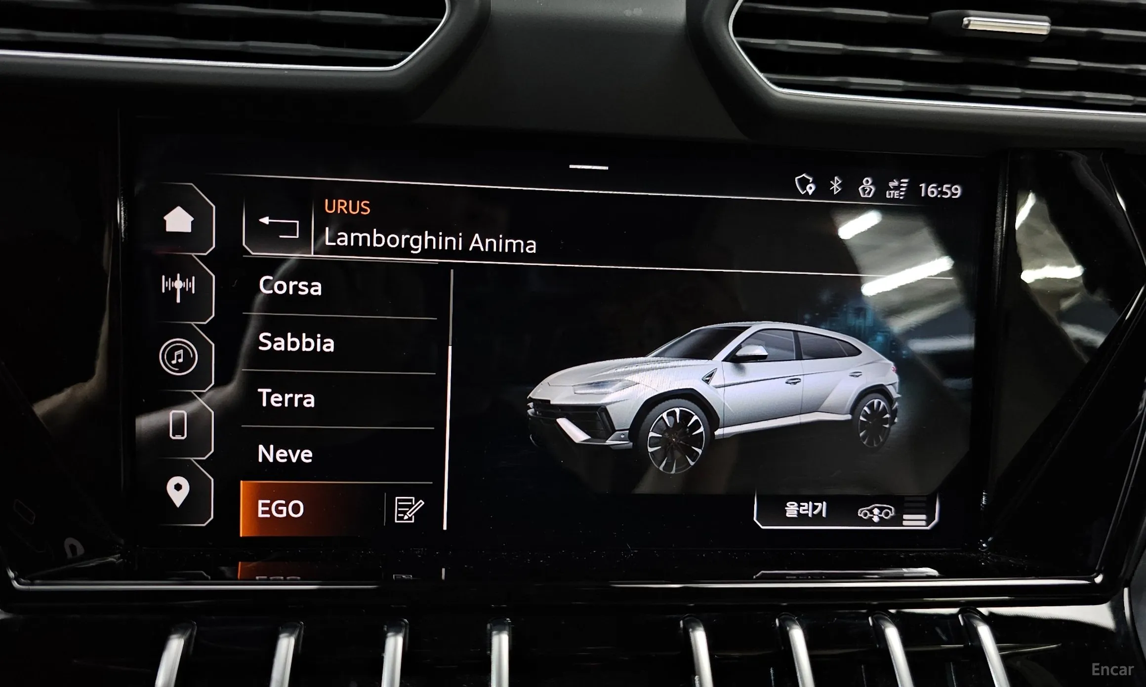 Lamborghini Urus превью 17