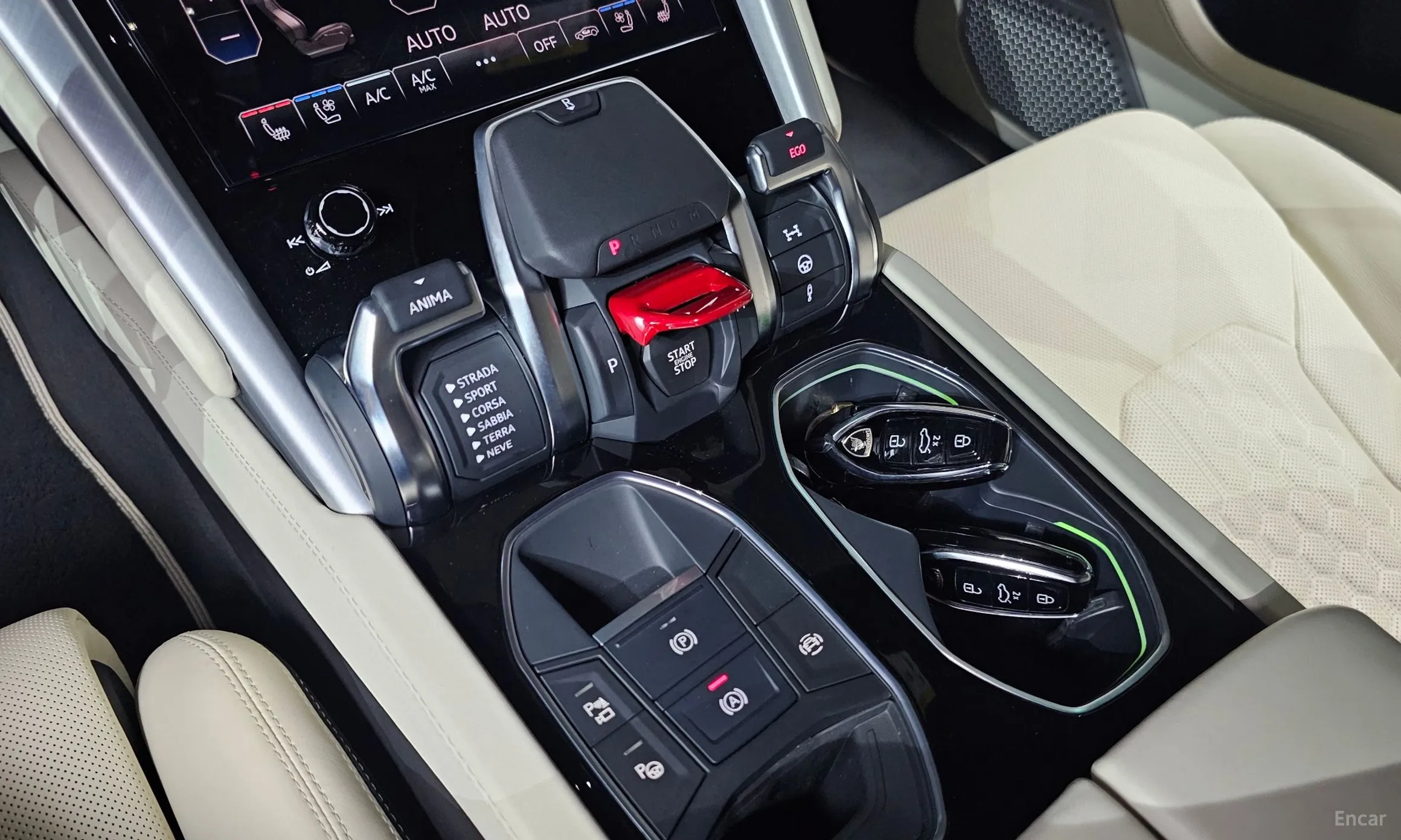 Lamborghini Urus превью 9