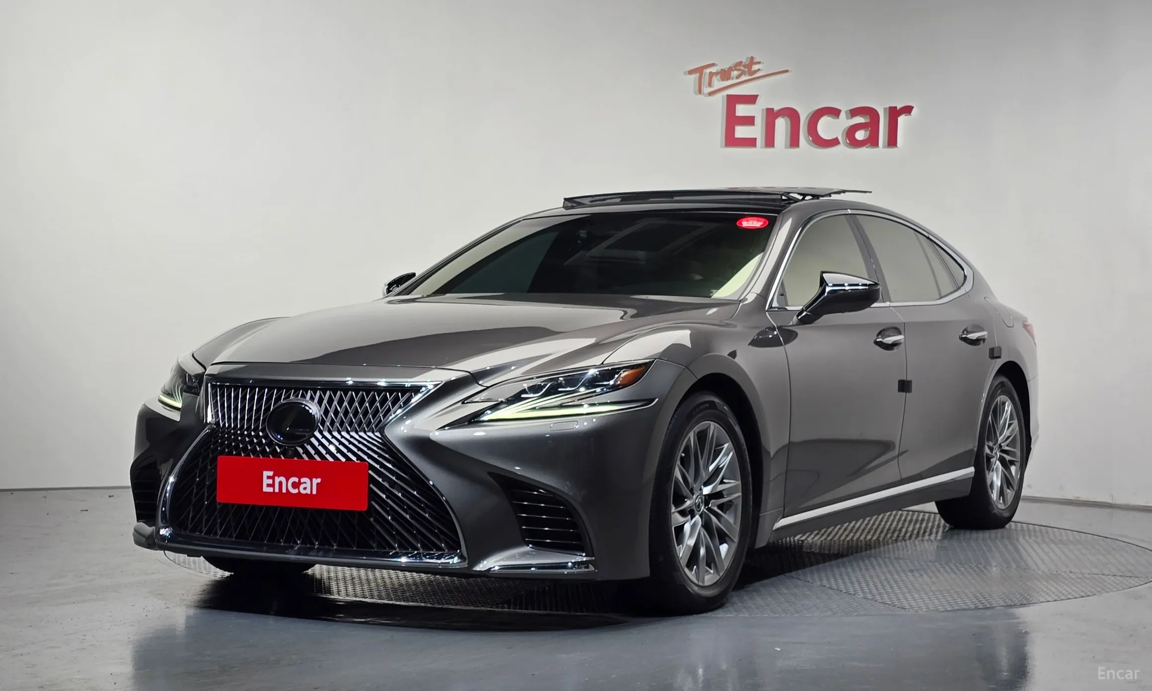 Lexus LS500 5th Generation