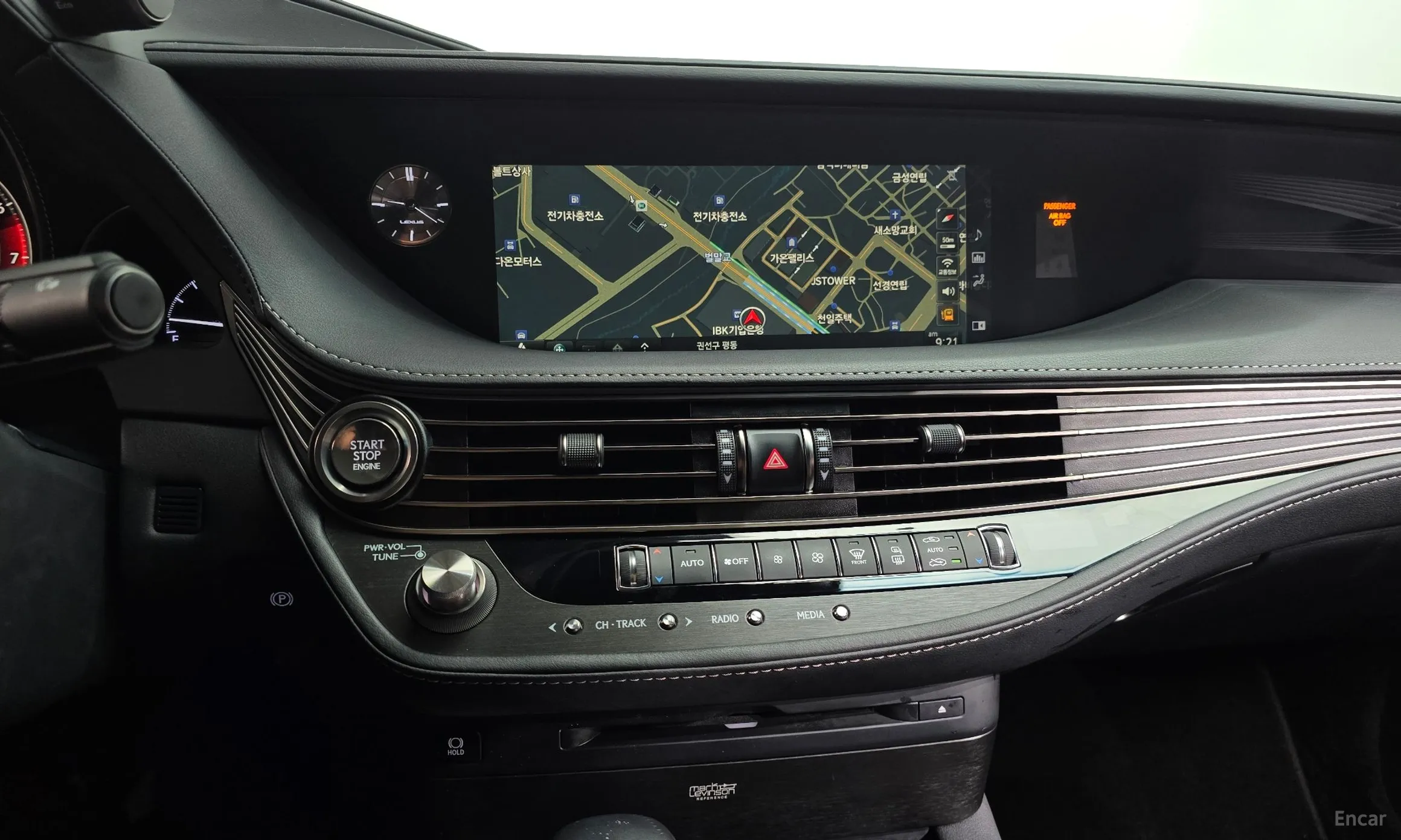 Lexus LS500 5th Generation превью 12