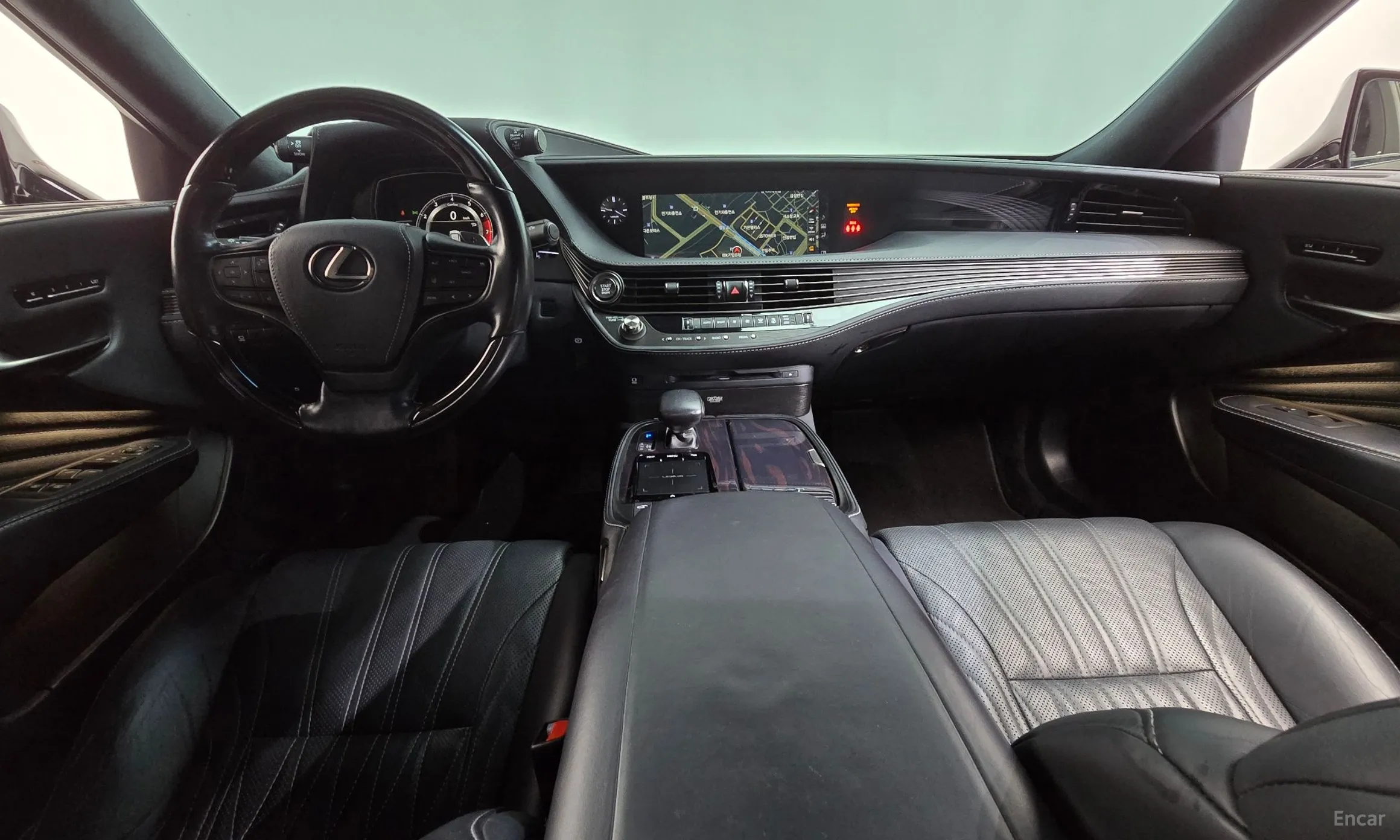 Lexus LS500 5th Generation превью 7