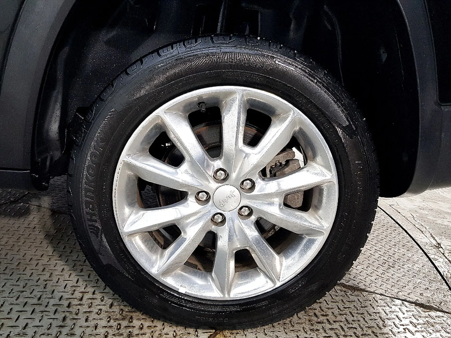 Jeep Cherokee (KL) превью 20