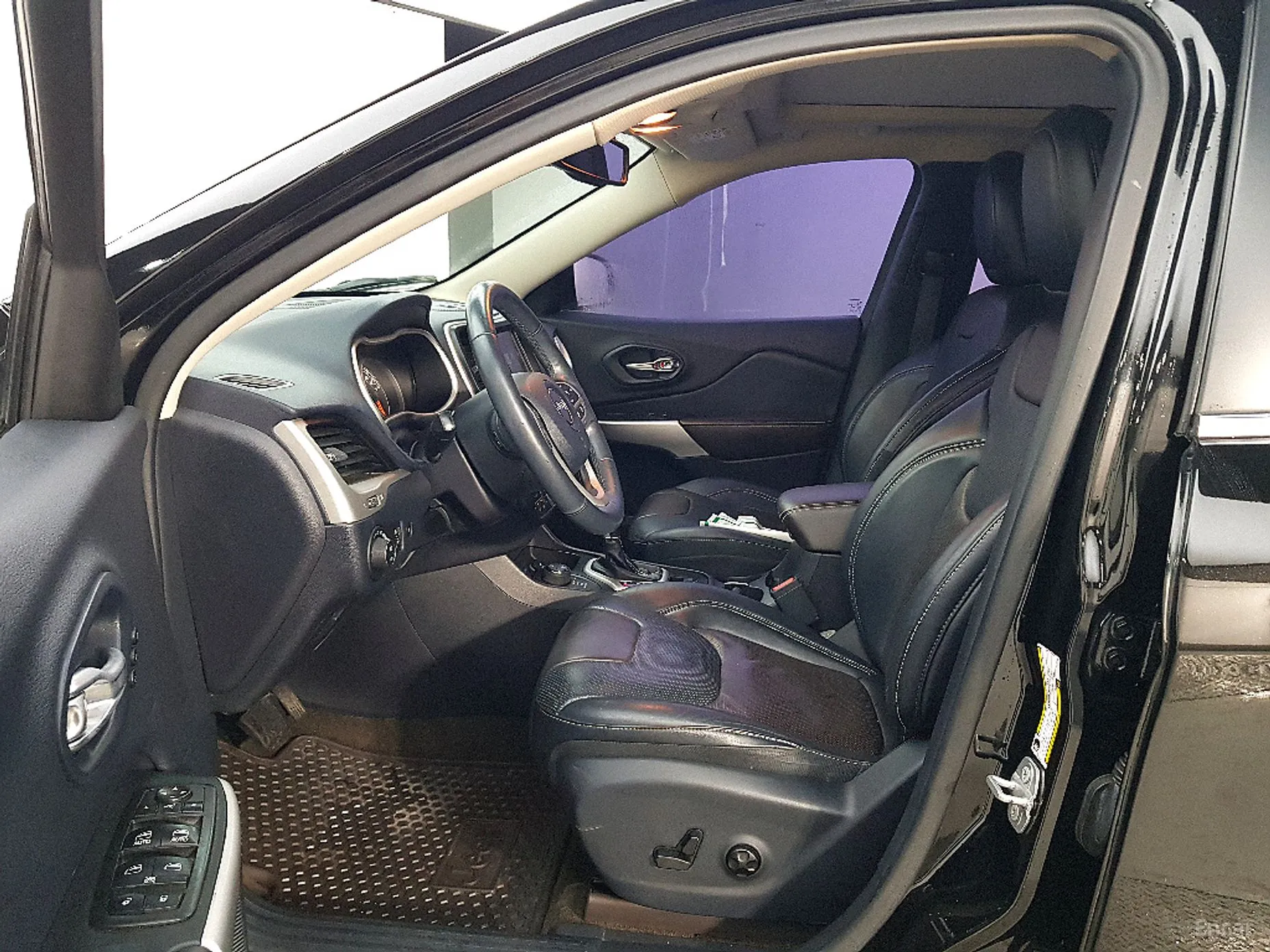 Jeep Cherokee (KL) превью 8