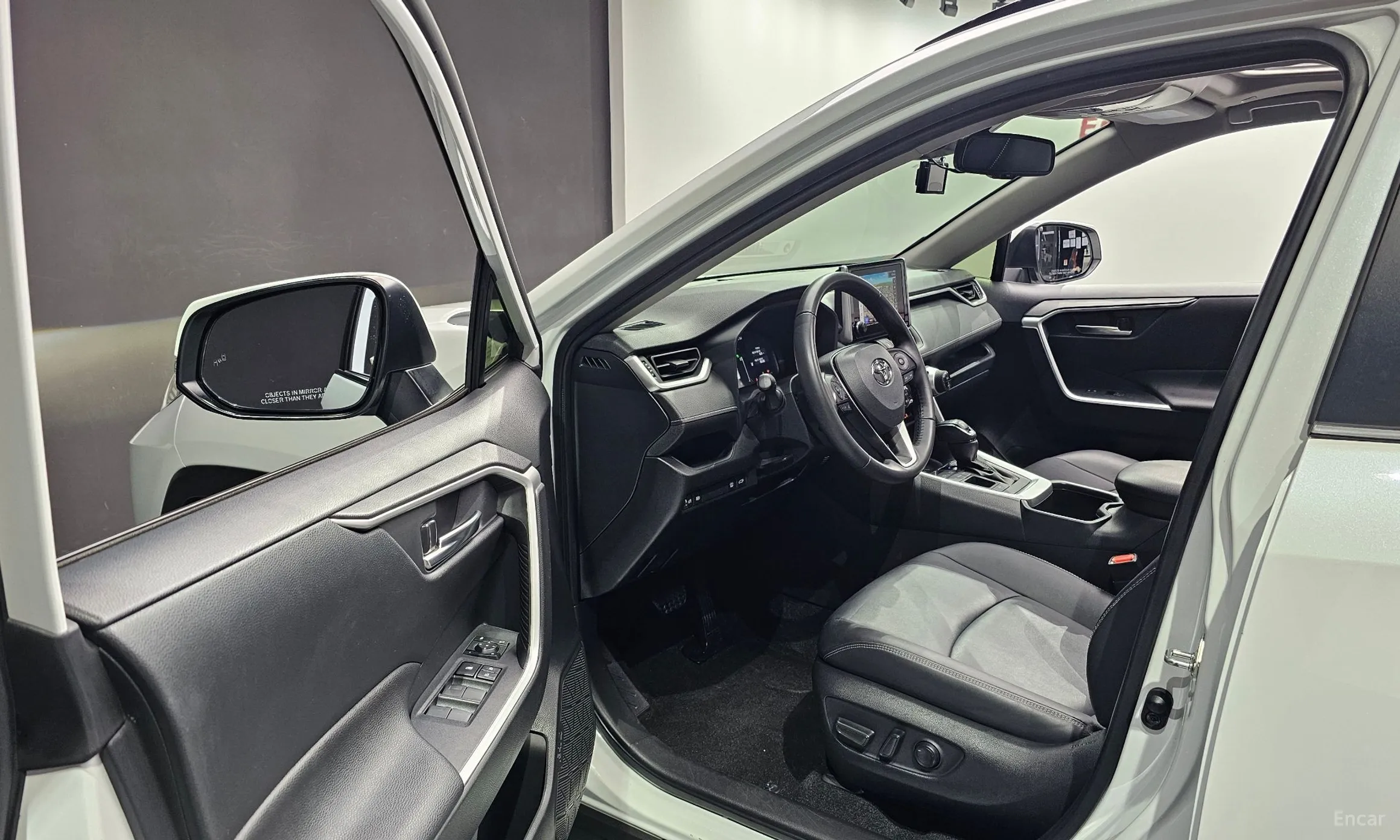 Toyota RAV4 5th Generation превью 10