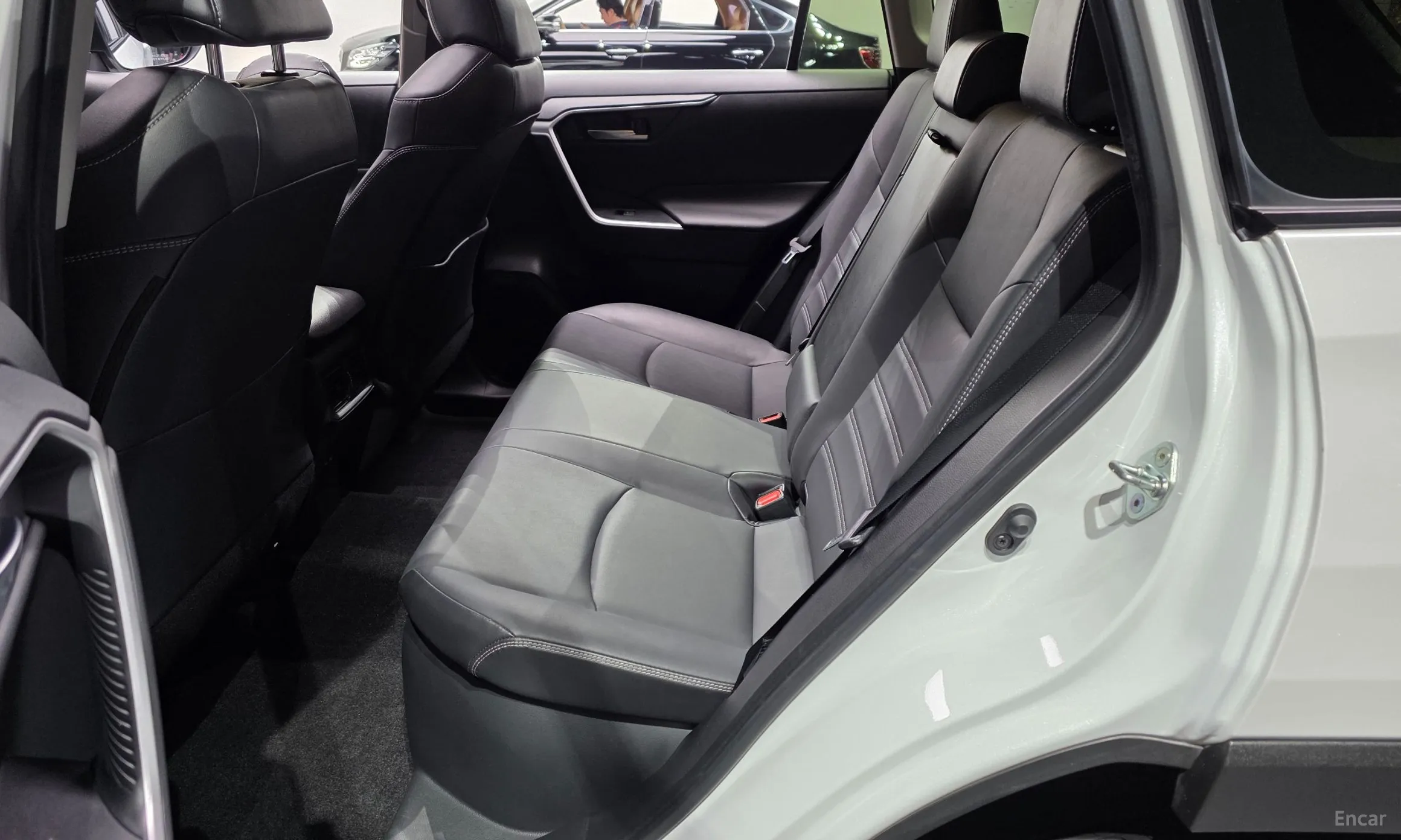 Toyota RAV4 5th Generation превью 11