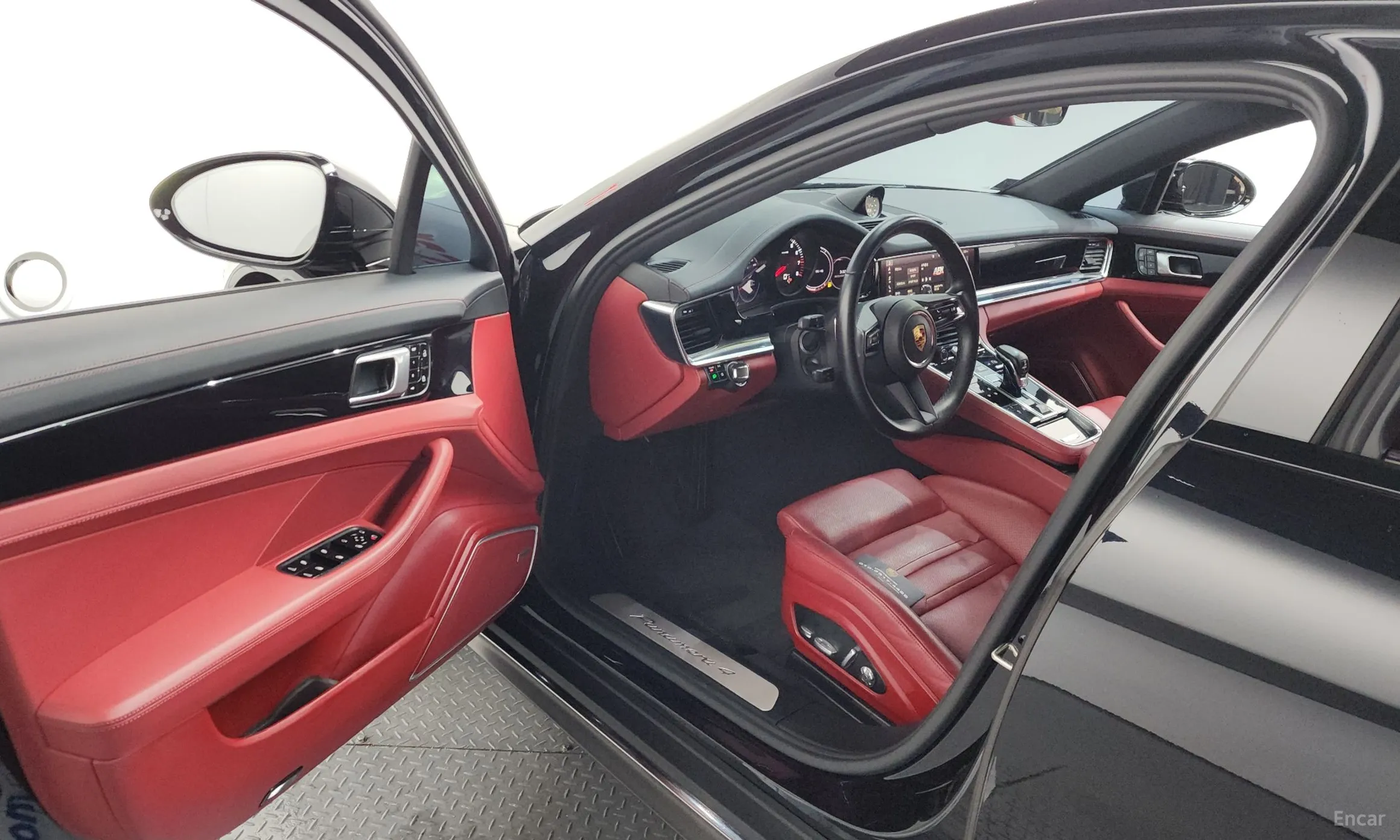 Porsche Panamera (971) превью 10