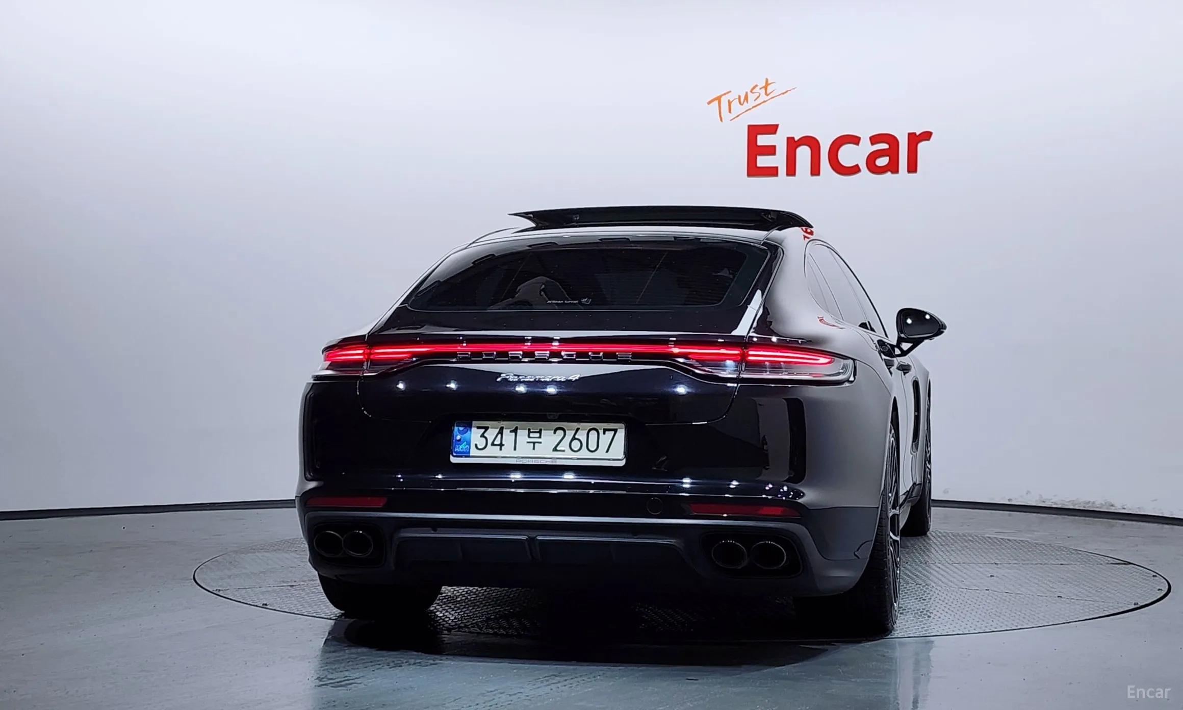 Porsche Panamera (971) превью 4