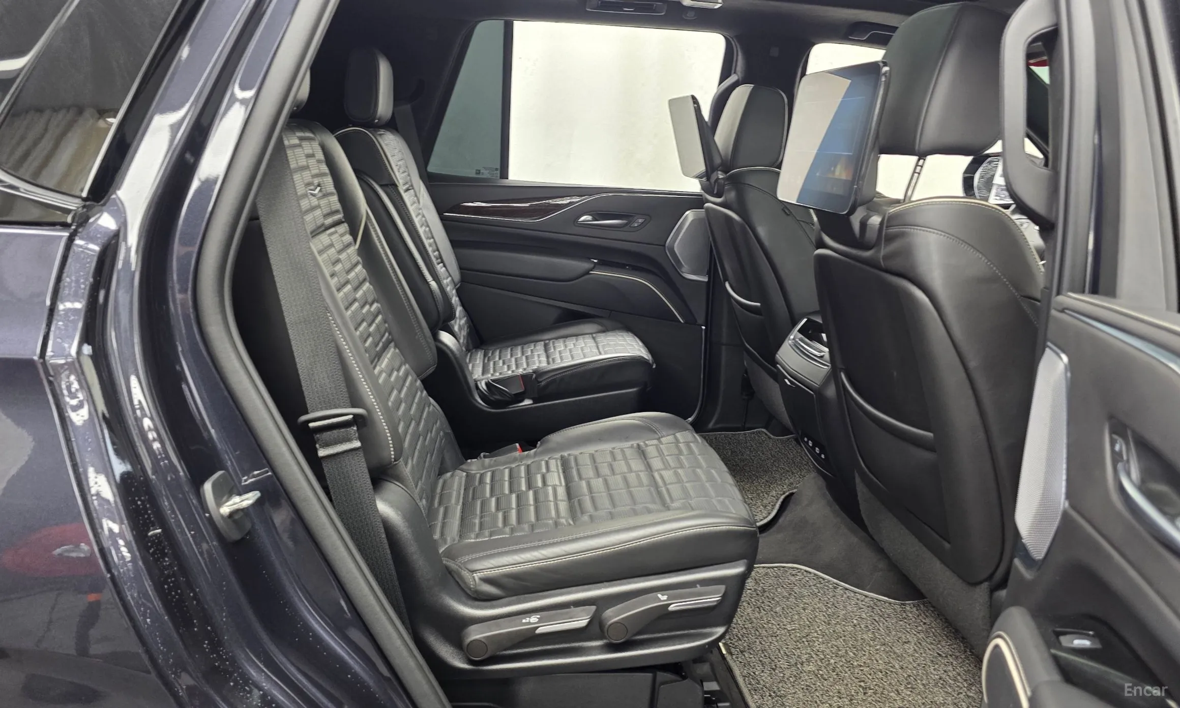 Cadillac Escalade 5th Generation превью 12