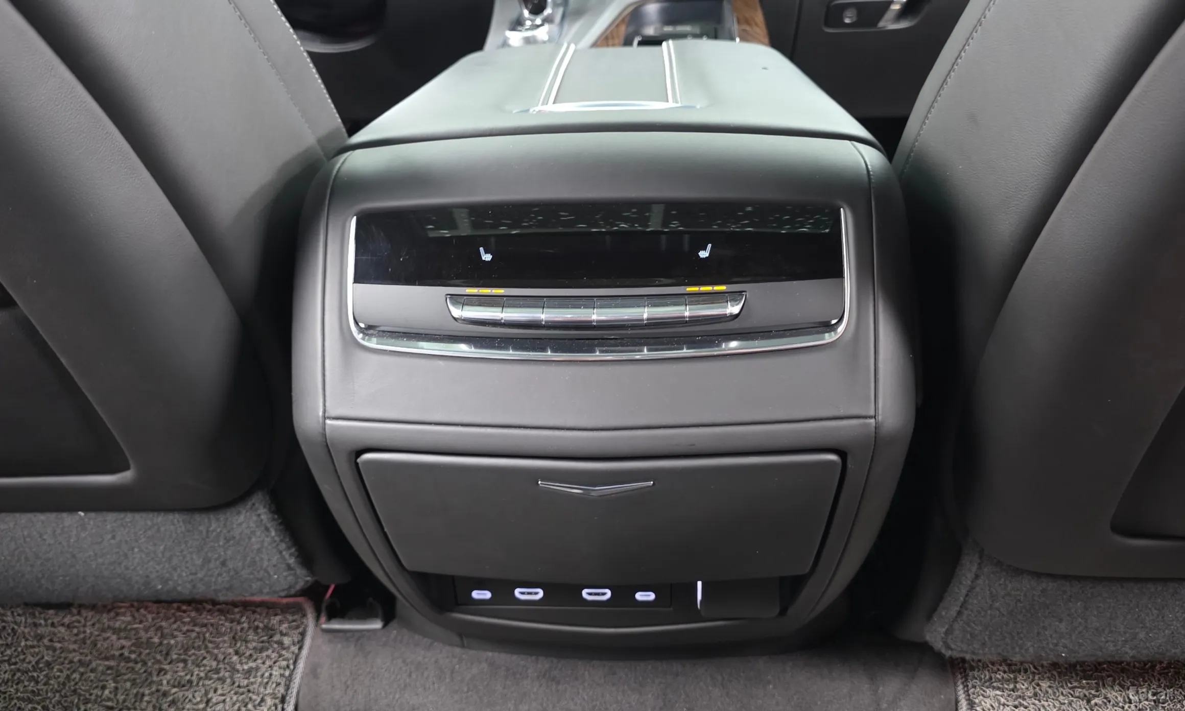 Cadillac Escalade 5th Generation превью 18