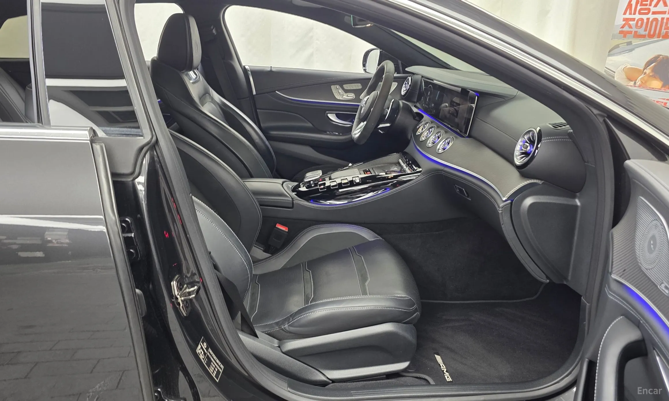 Mercedes Benz AMG GT превью 11