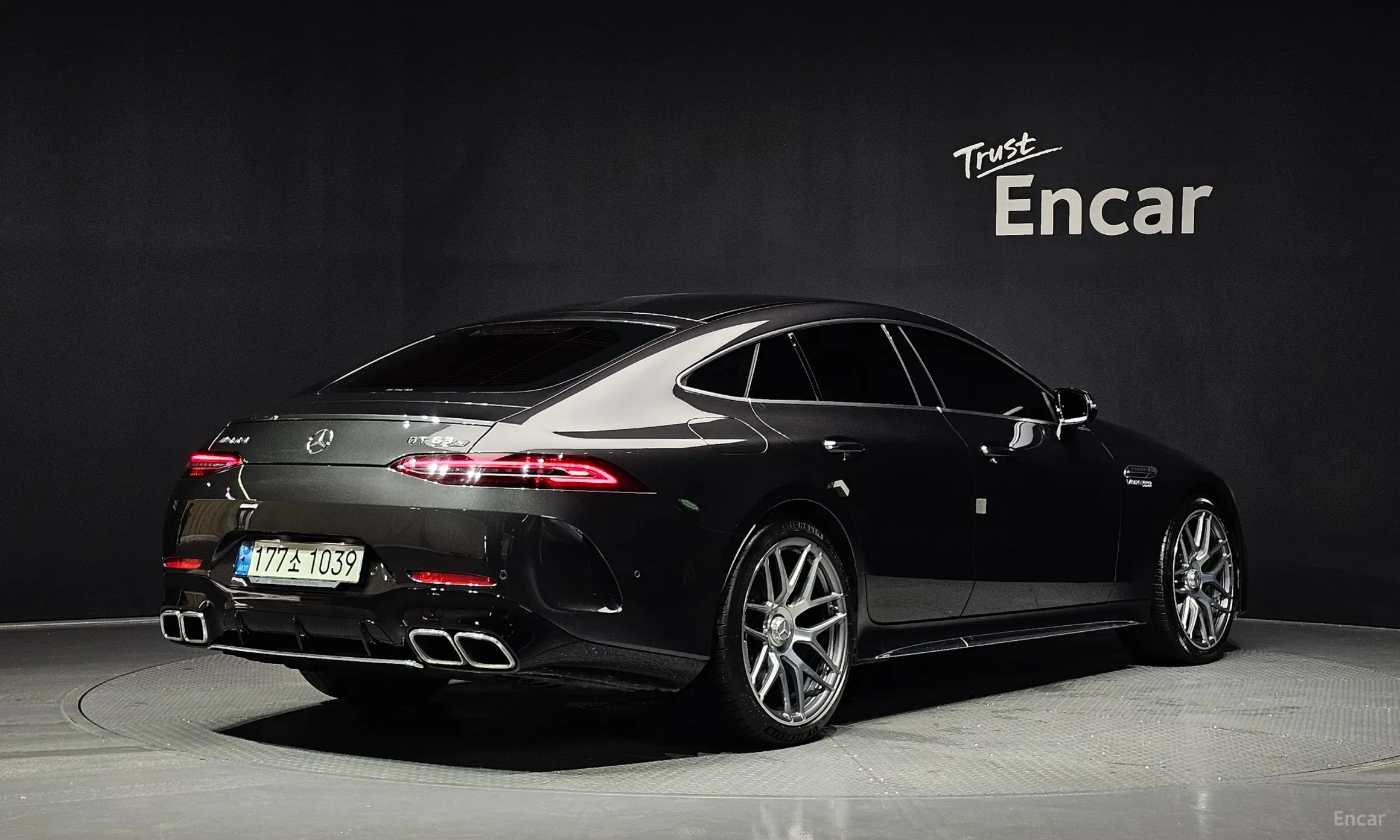 Mercedes Benz AMG GT