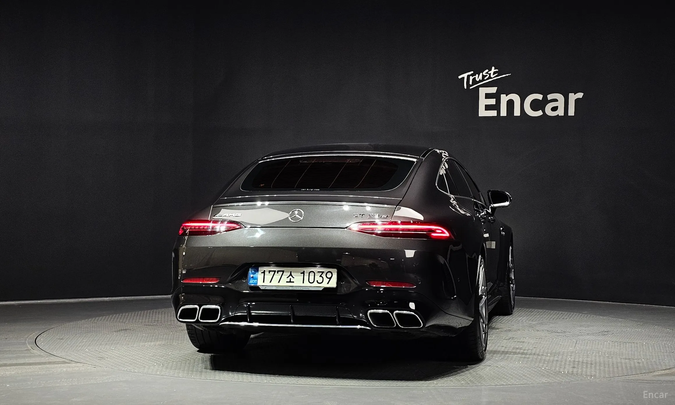 Mercedes Benz AMG GT превью 4