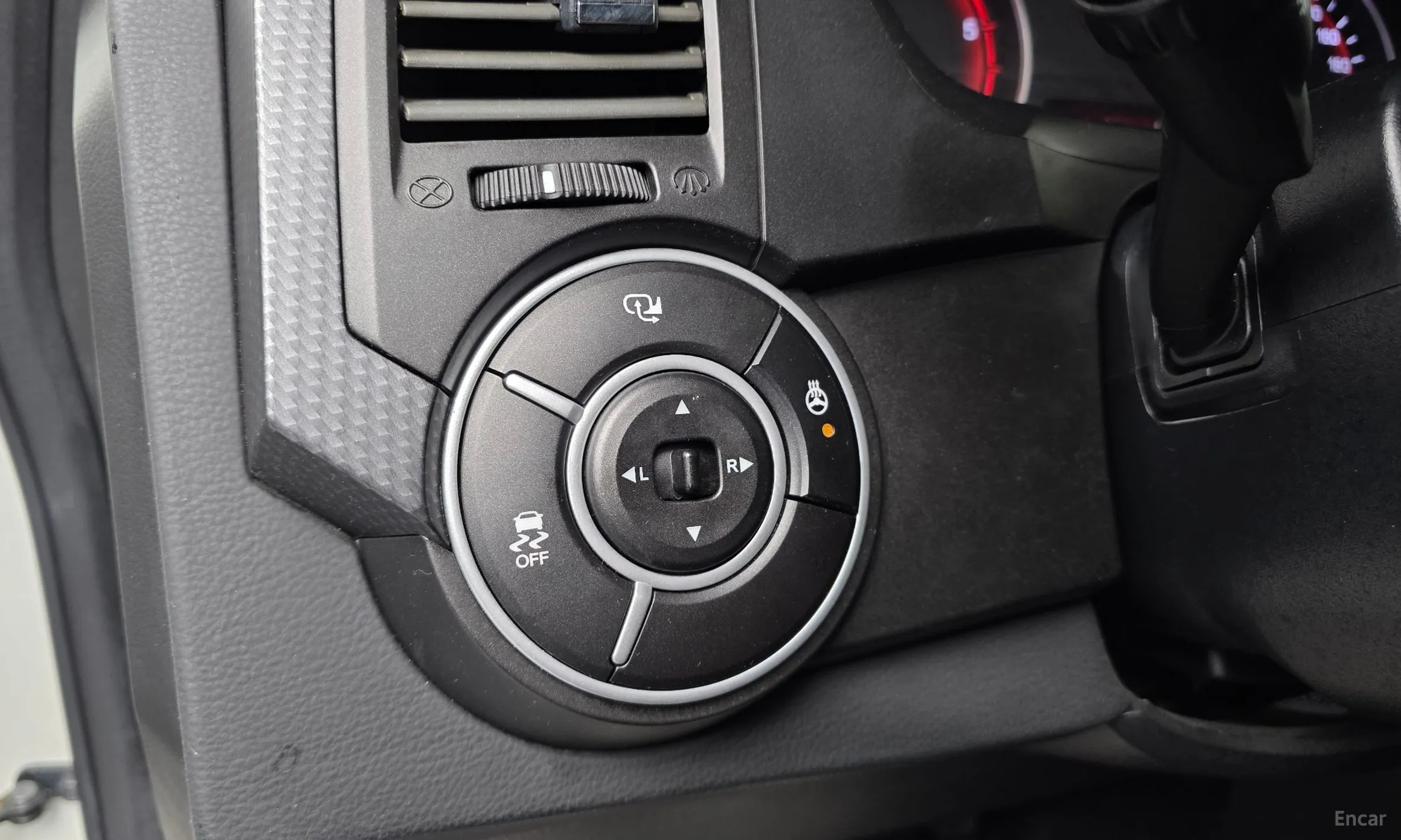 KG Mobility (SsangYong) Korando Sports превью 18