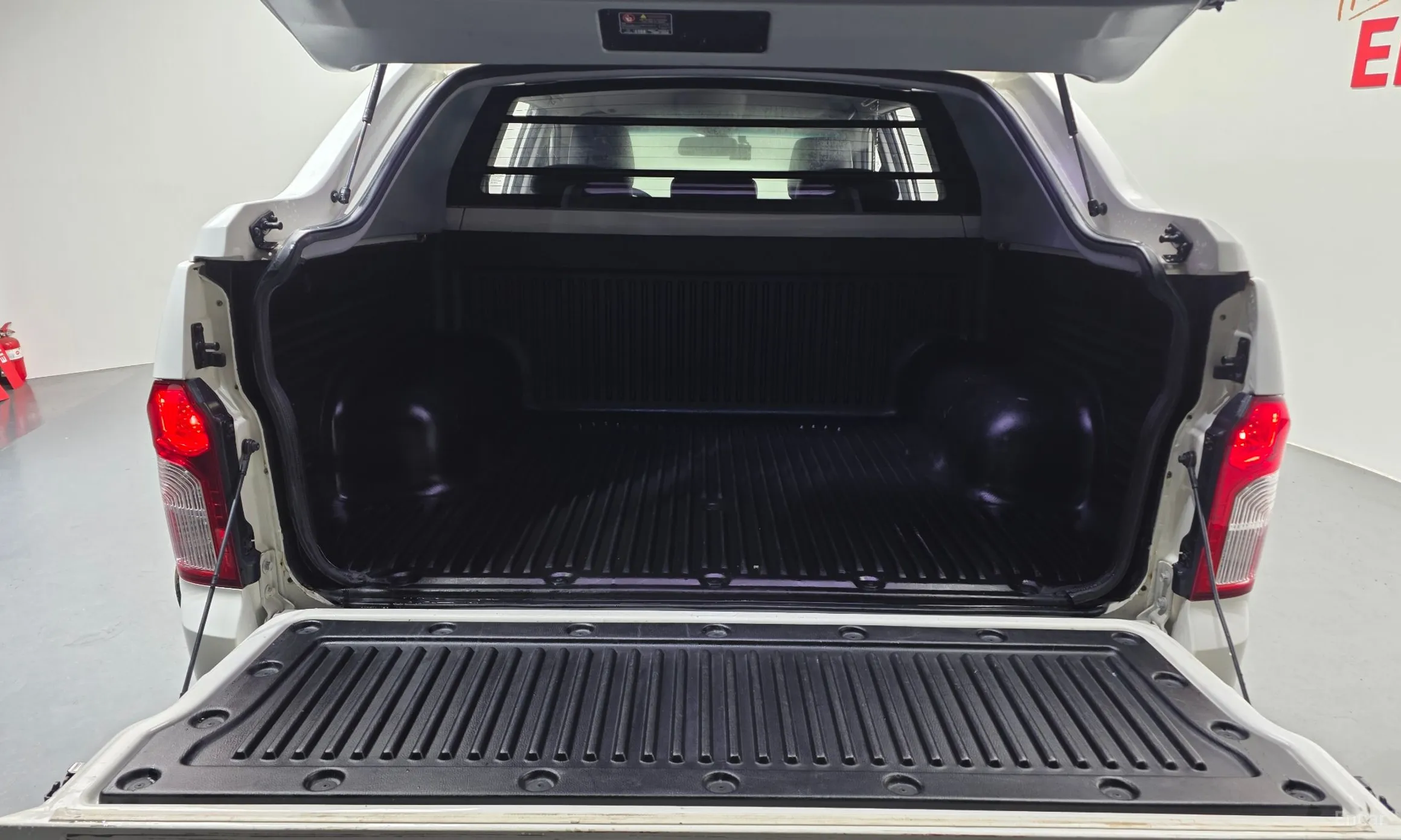 KG Mobility (SsangYong) Korando Sports превью 20
