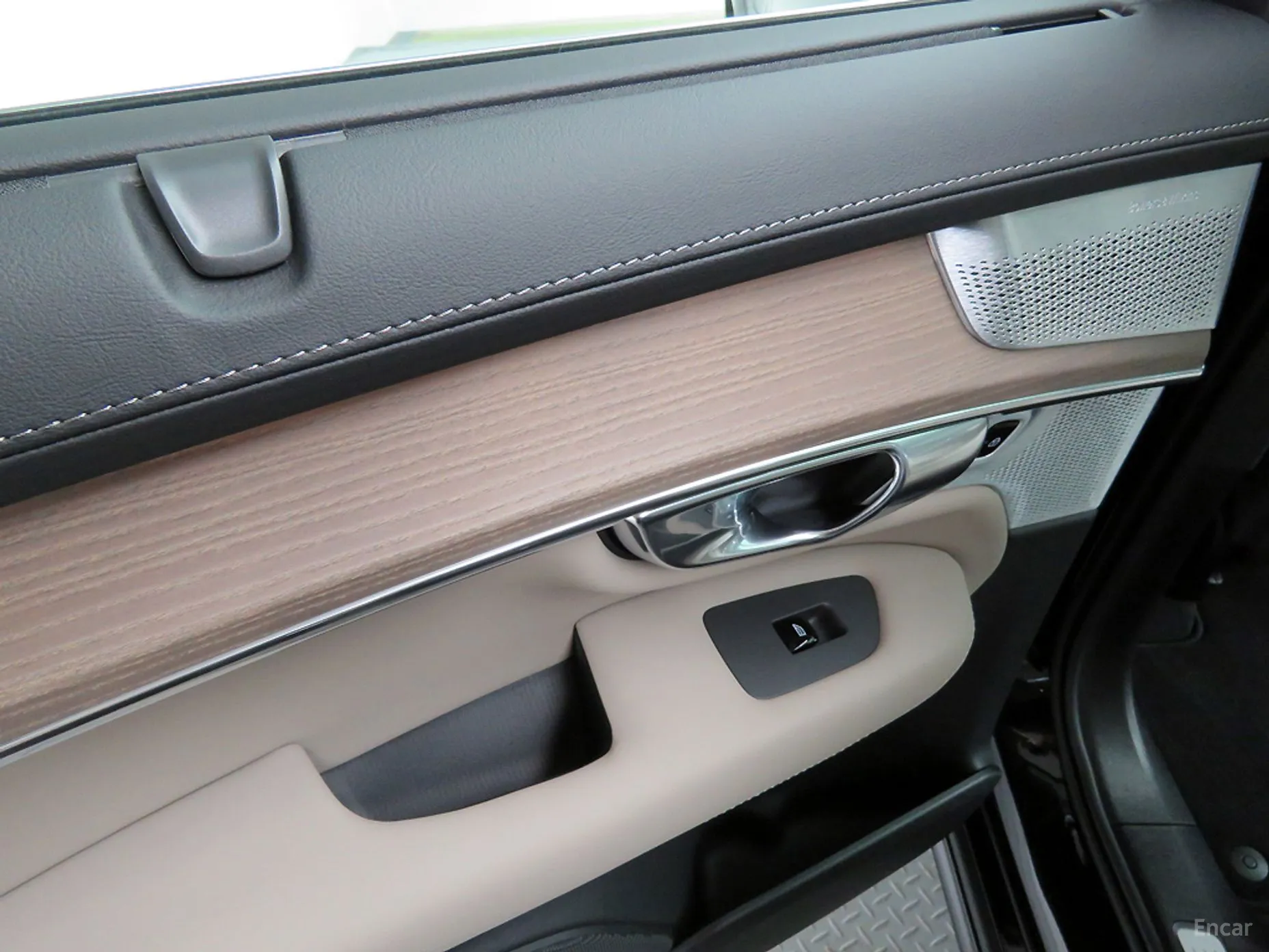 Volvo XC90 Gen 2 превью 14