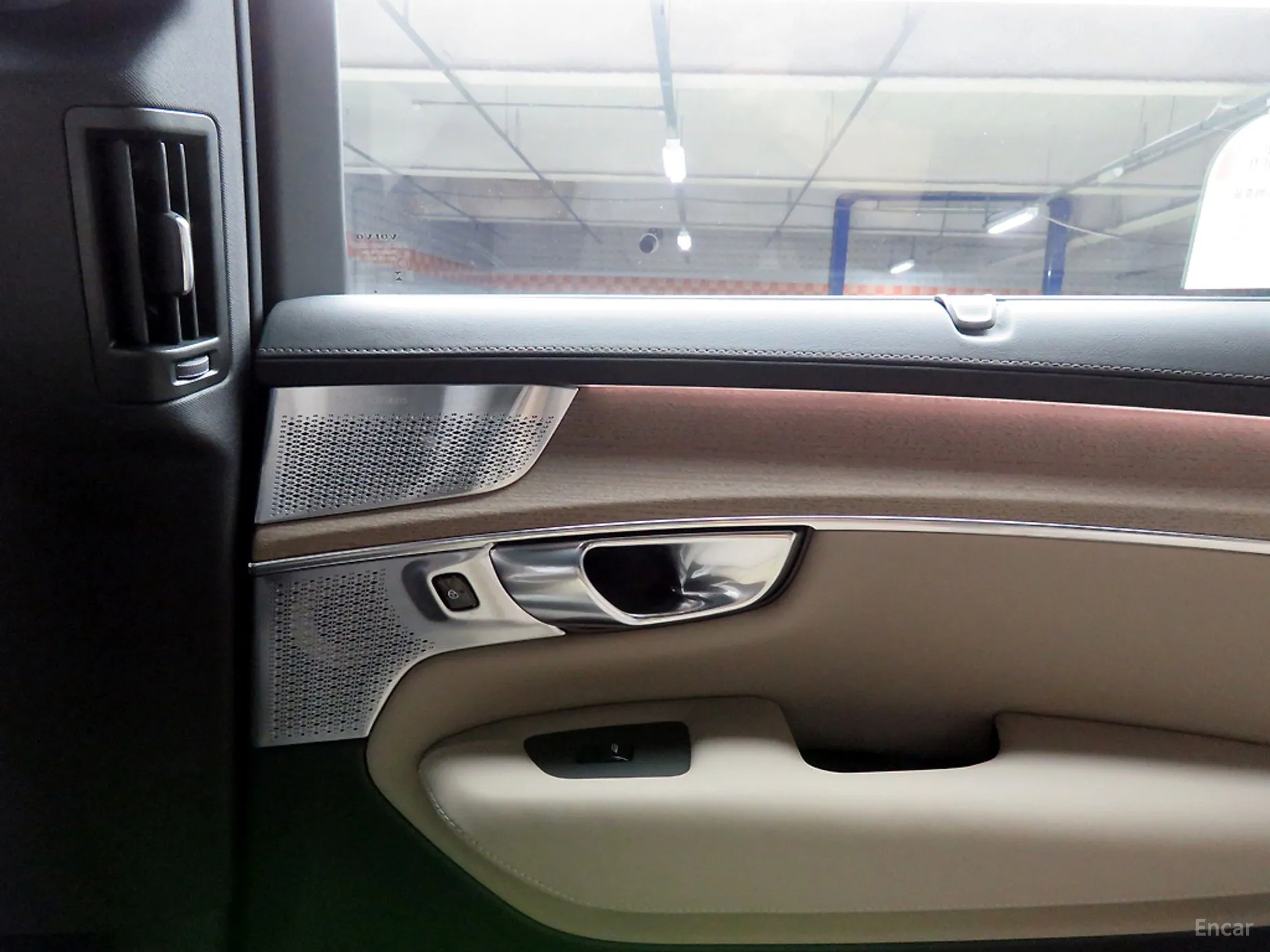Volvo XC90 Gen 2 превью 18