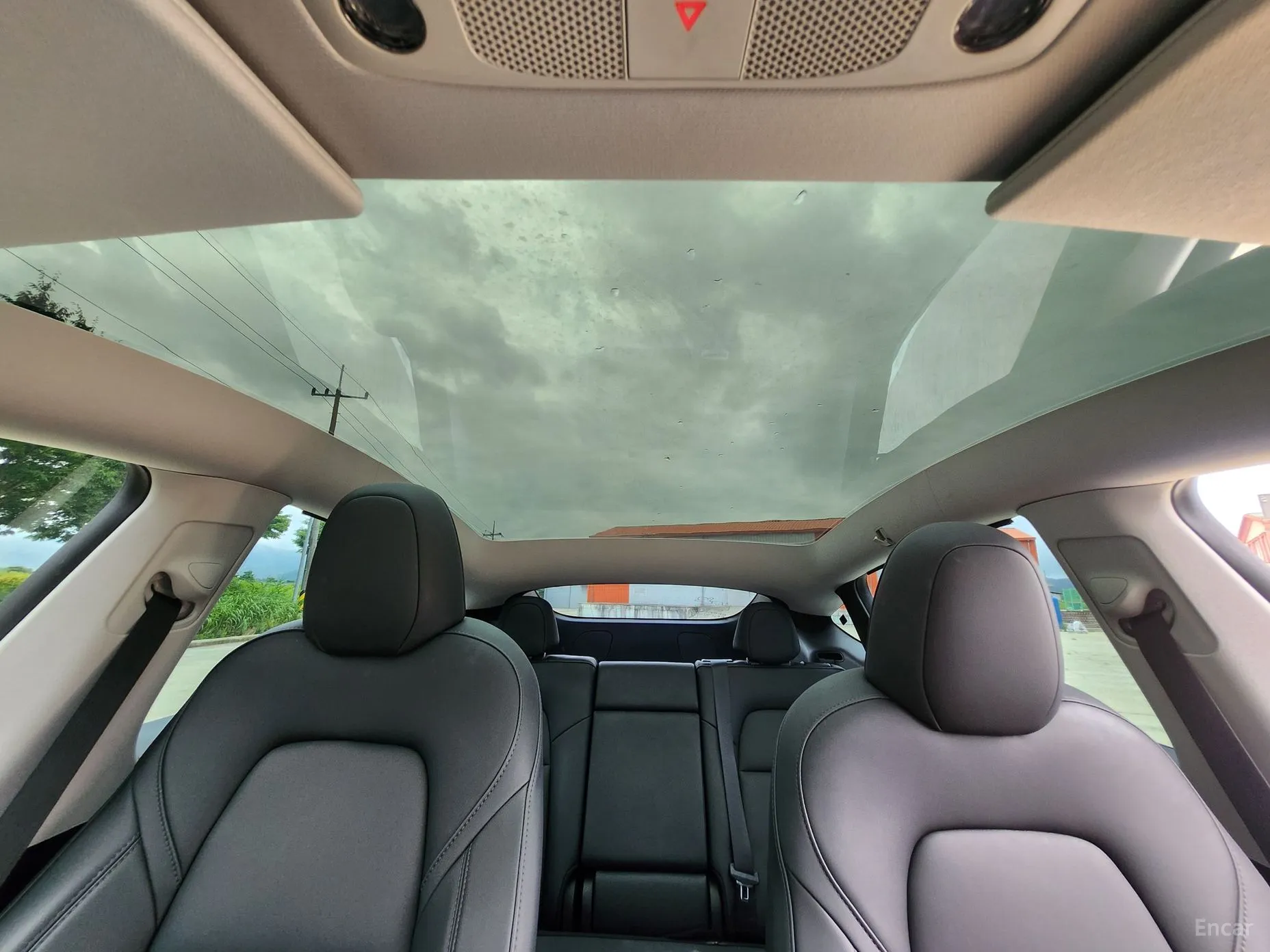 Tesla Model Y превью 12
