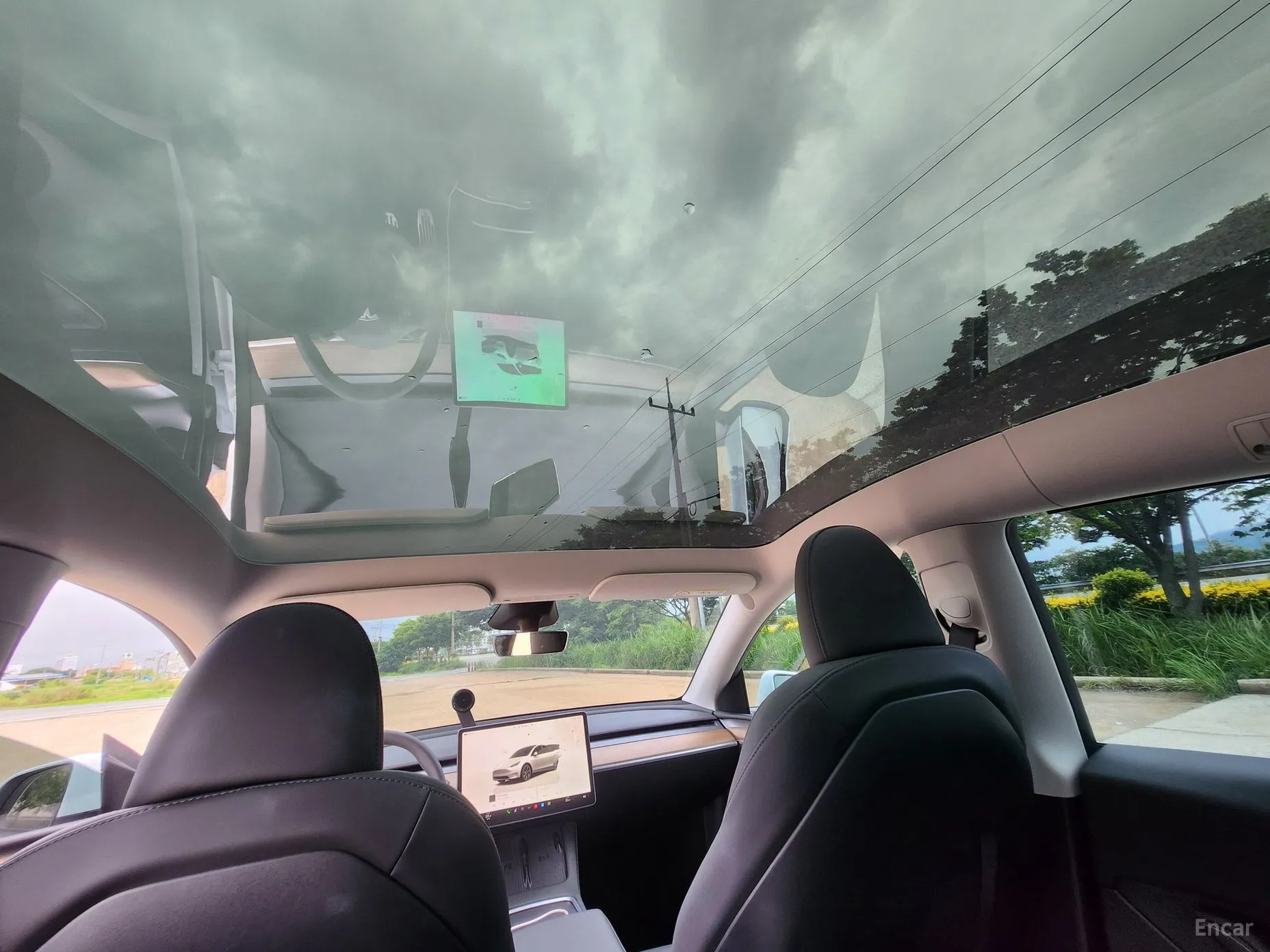 Tesla Model Y превью 14