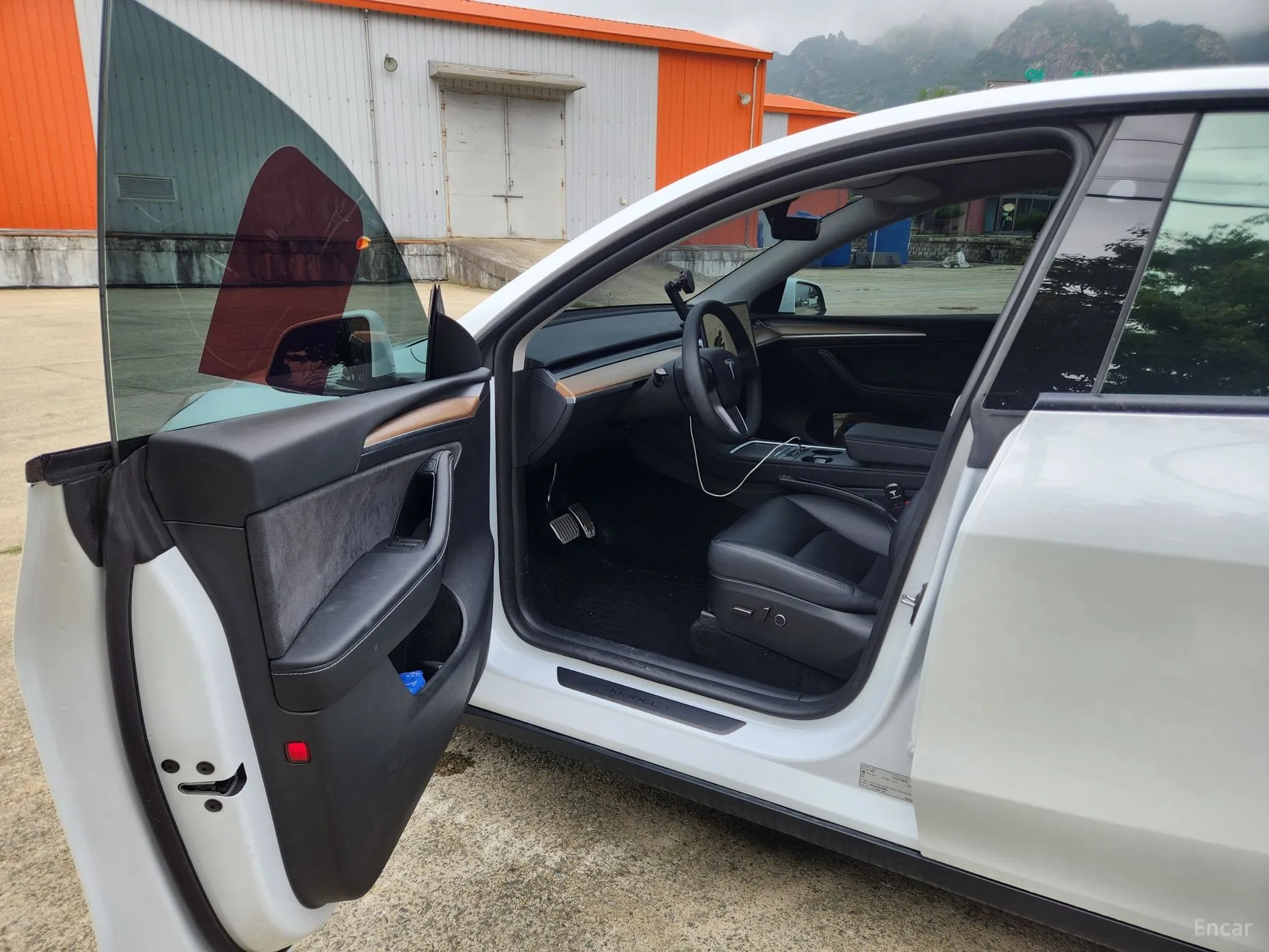 Tesla Model Y превью 9