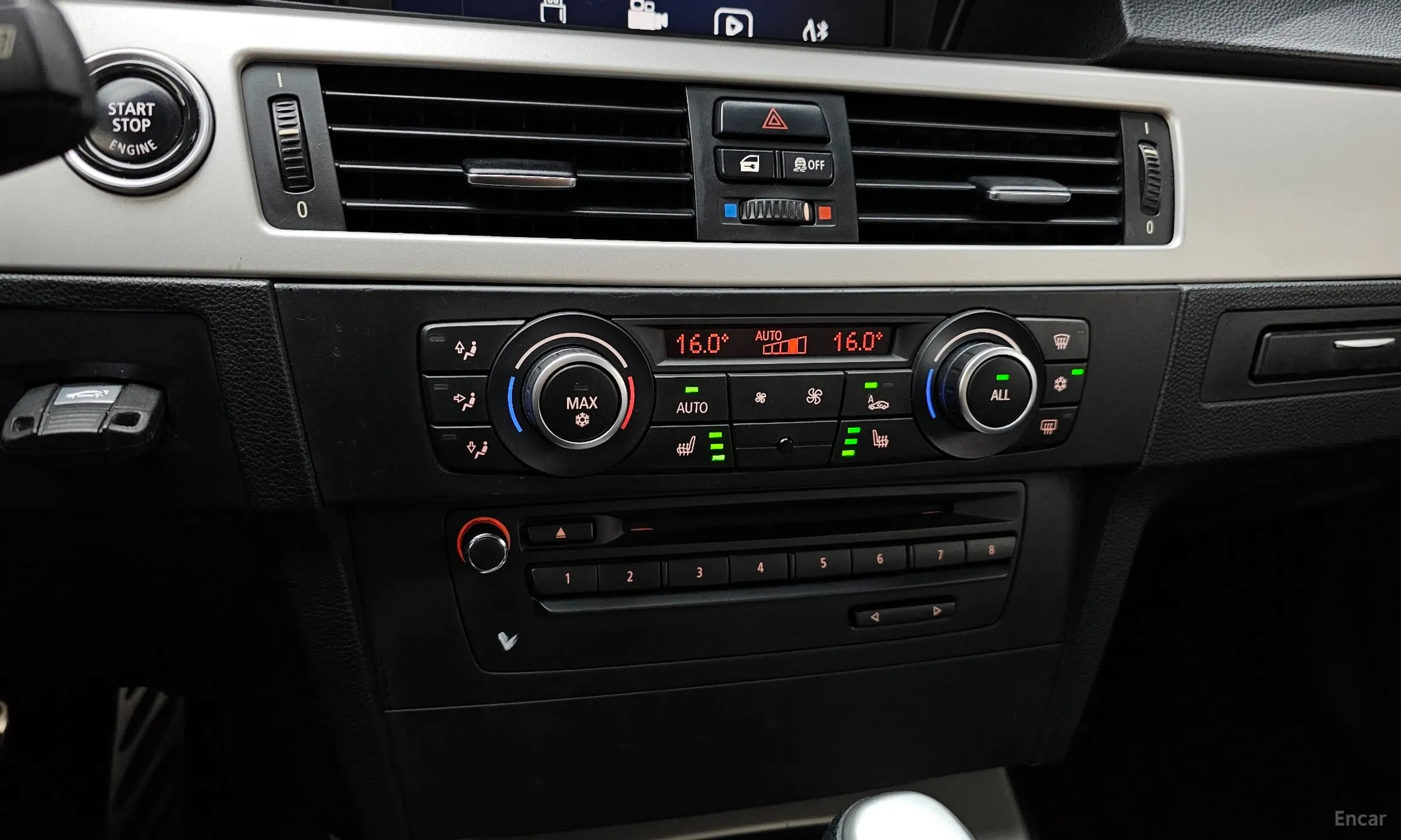 BMW 3 Series (E90) превью 16