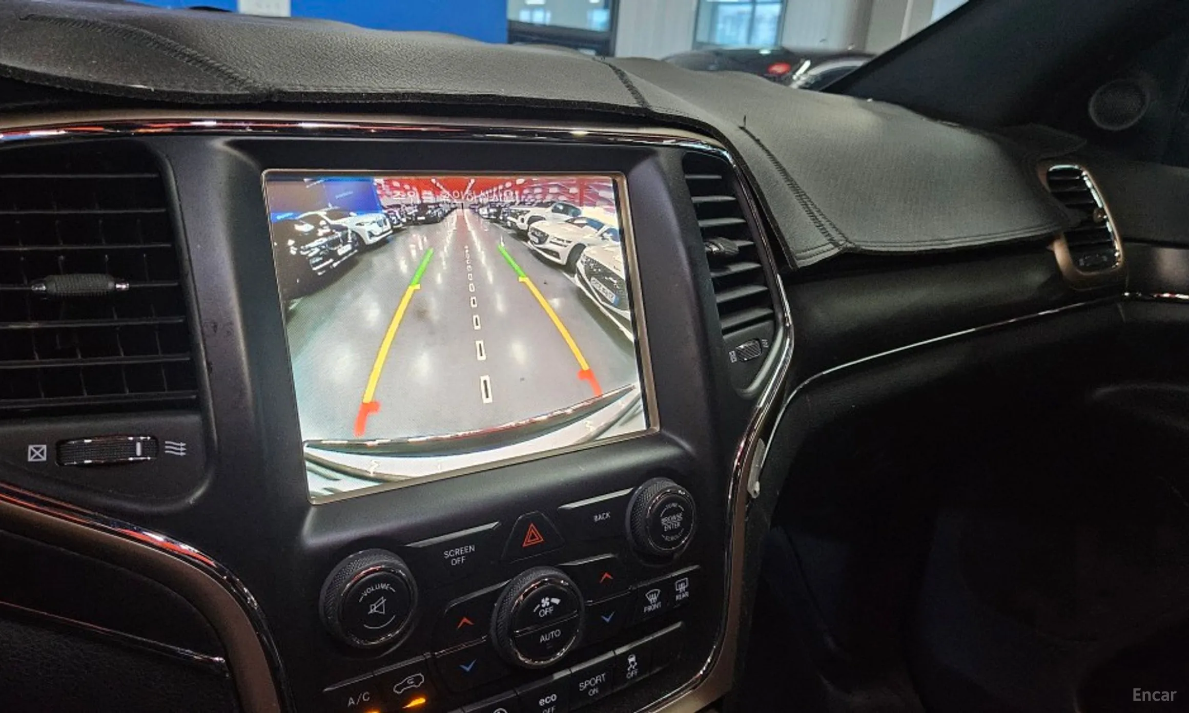 Jeep Grand Cherokee превью 11