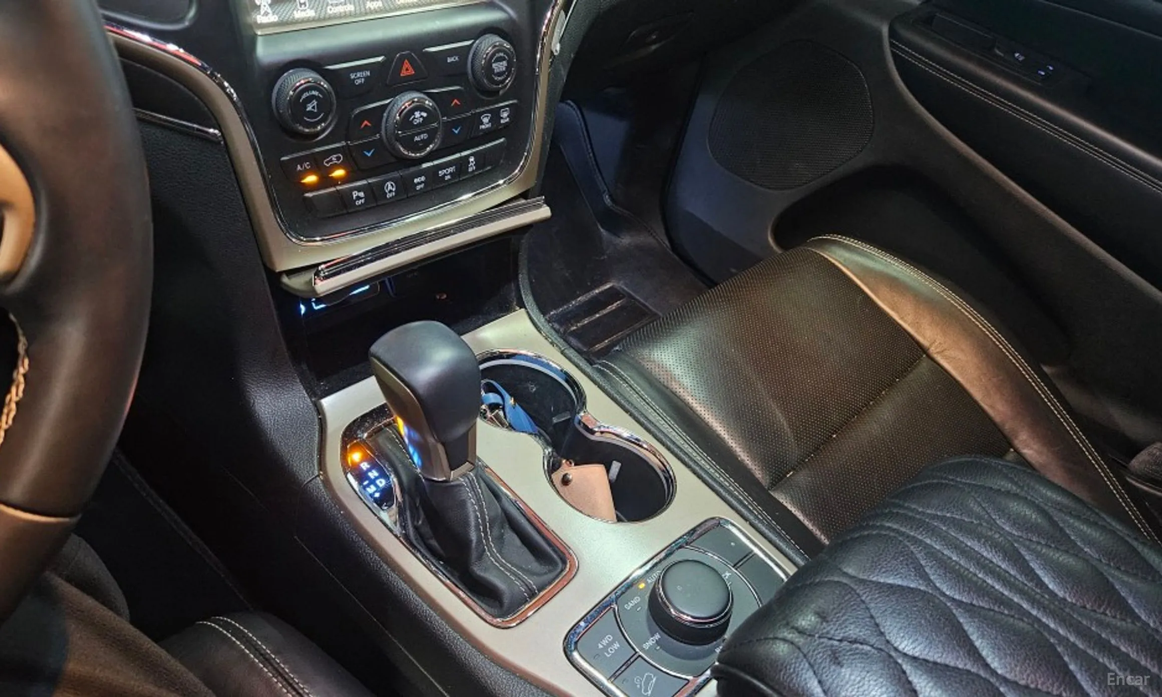 Jeep Grand Cherokee превью 12
