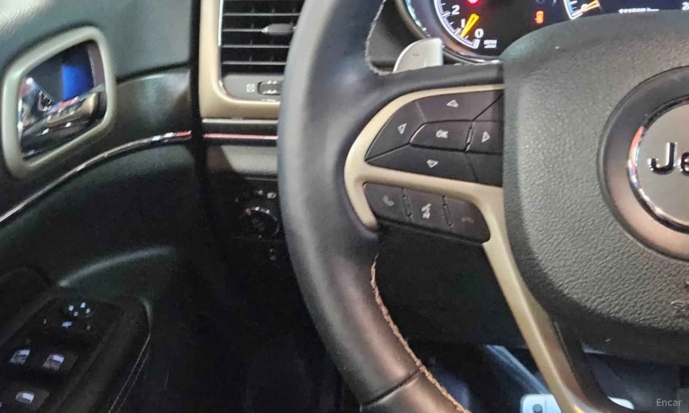 Jeep Grand Cherokee превью 14
