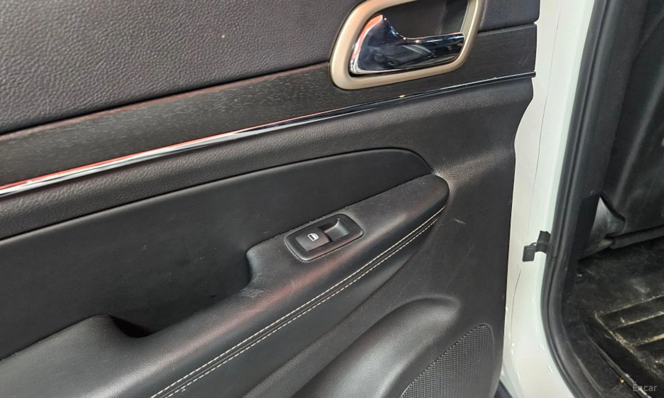 Jeep Grand Cherokee превью 16